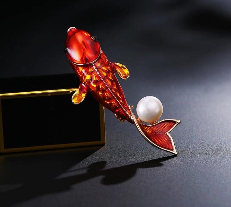 Elegant Faux Pearl Fish Brooch Pin for Women & Girls - Vintage Lapel Pin Jewelry Gift for Birthday, Wedding, Party & Office Wear