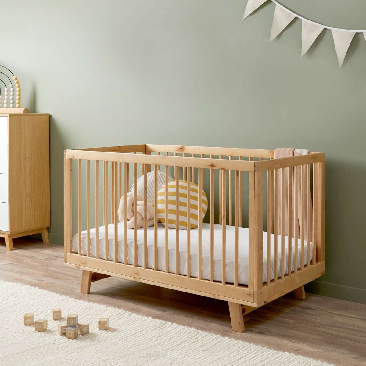 Aspen Natural 7-Piece Nursery Furniture Set - Crib, Dresser & More for Baby's Cozy Nursery | Perfect for Newborns & Toddlers