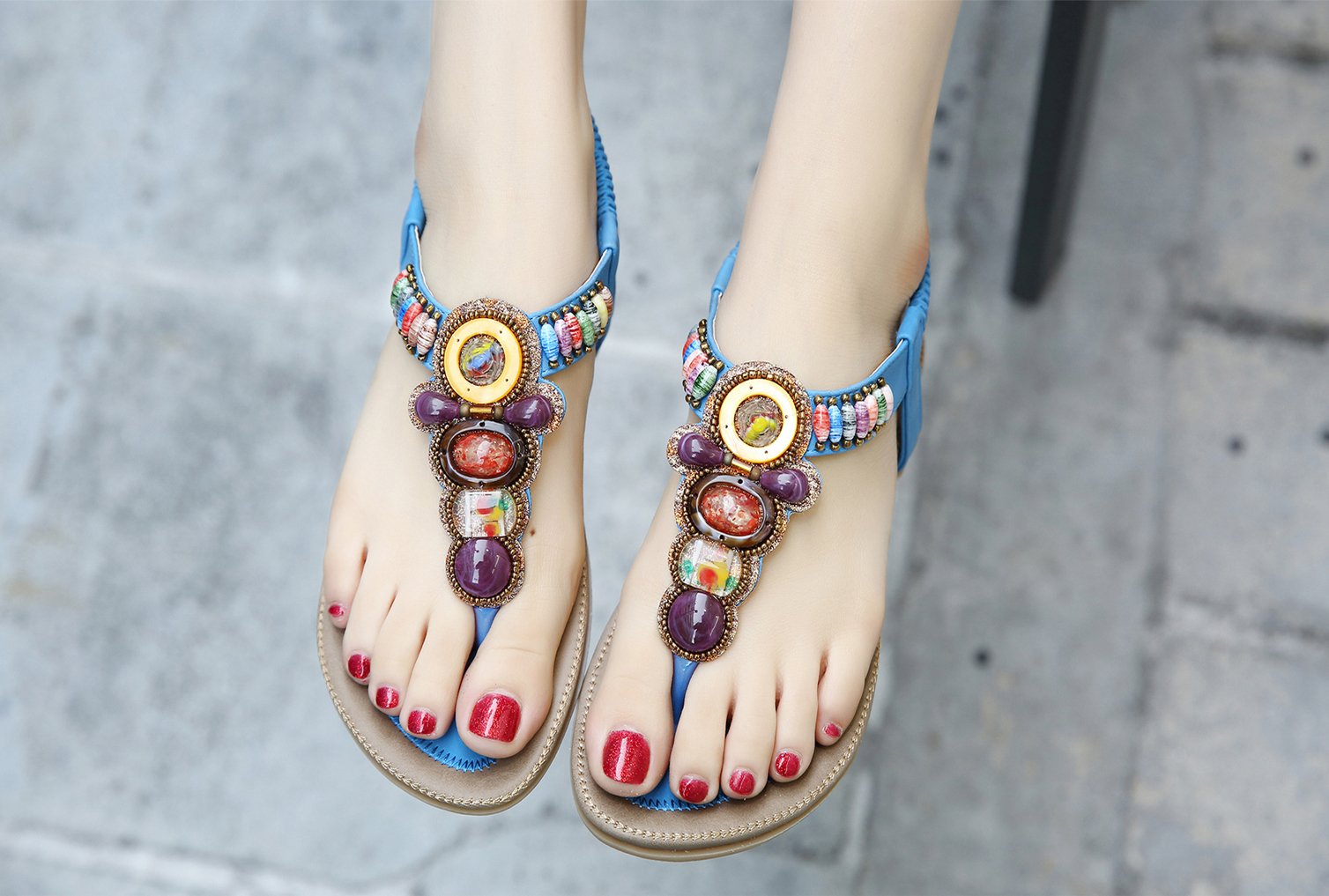 Stylish Summer T-Strap Flat Sandals for Women - Open Toe Thong Sandals with Beaded Gemstone Decorations | Comfortable Beach Shoes for Vacation, Pool Party & Casual Outings