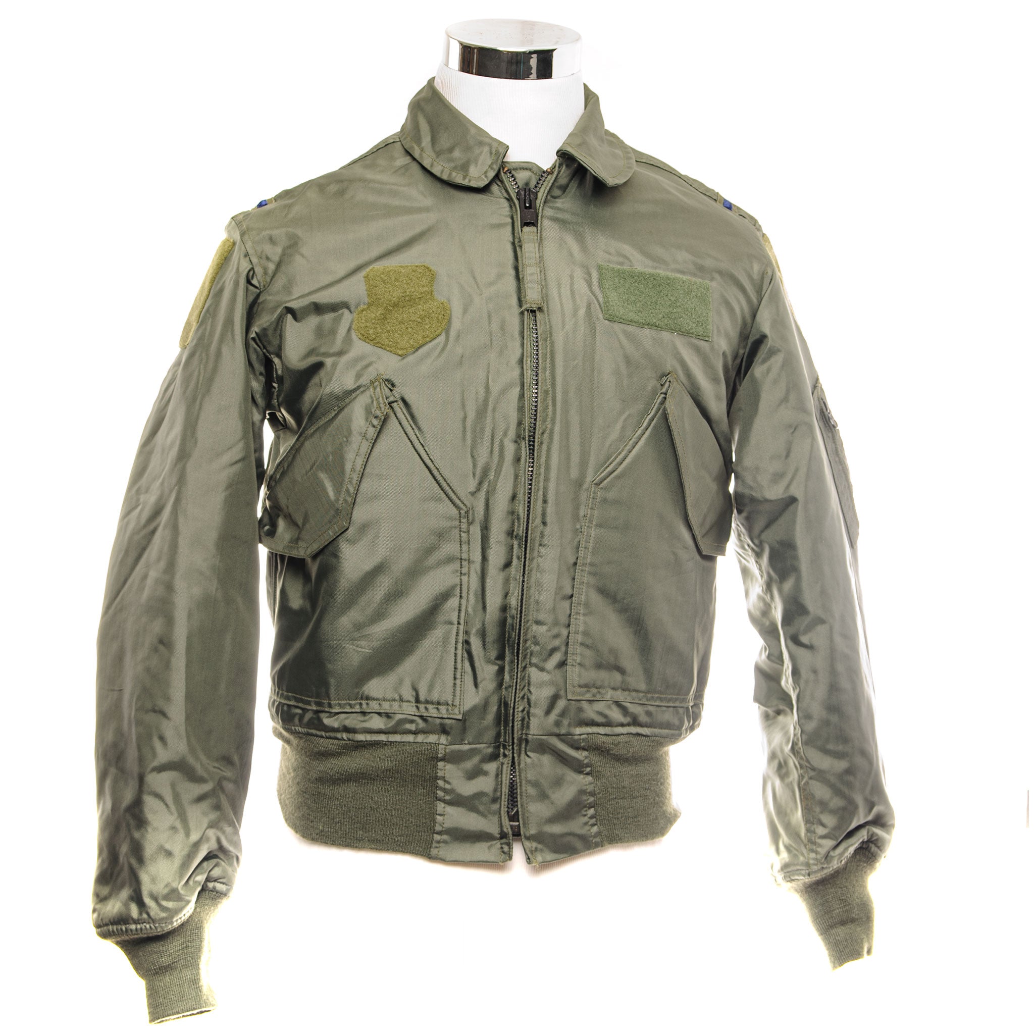 USAF US Air Force CWU-45/P Flight Jacket - Winter 2009 Lieutenant Patch - Size Small - Vintage Deadstock - Perfect for Military Collectors & Cold Weather Wear
