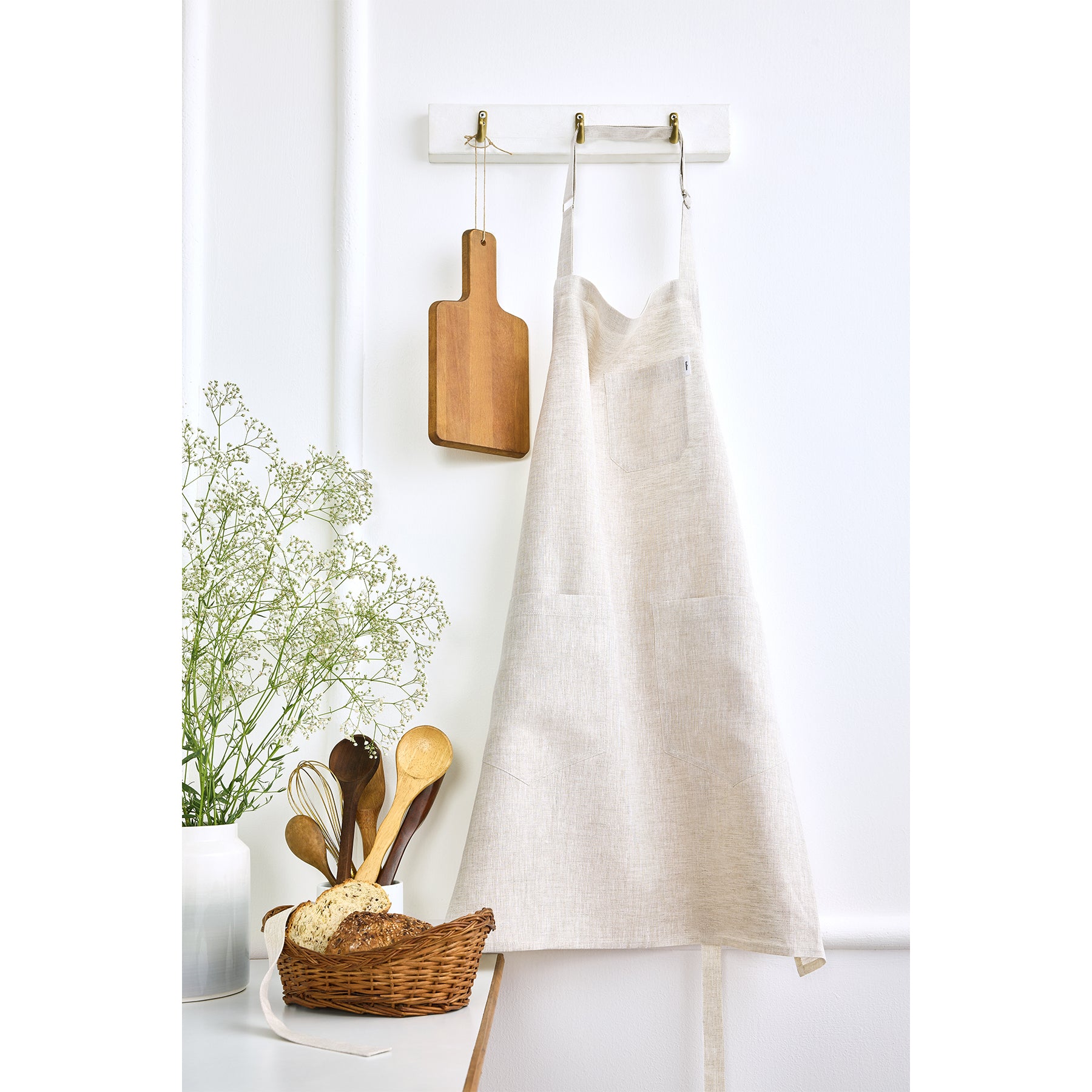 Premium Linen Bib Apron for Cooking, Baking & Grilling - Durable & Stylish Kitchen Apron for Chefs & Home Cooks - Perfect for BBQ, Baking & Crafting