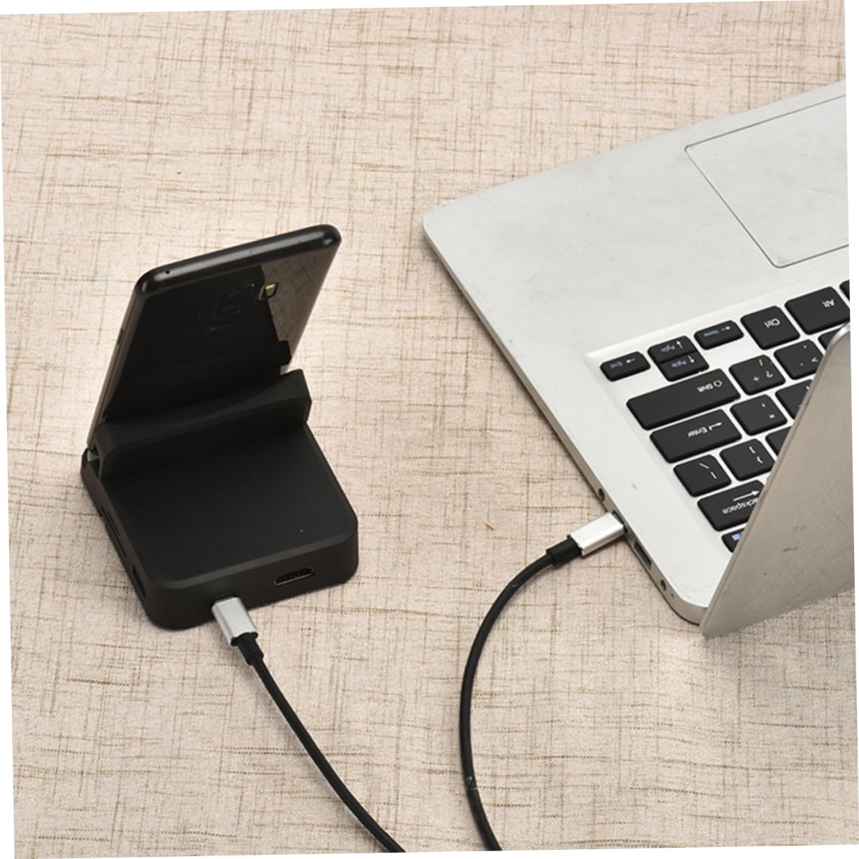 USB C Hub with 8 Ports - Aluminum Alloy Docking Station for Laptop & Phone - Home & Office Use