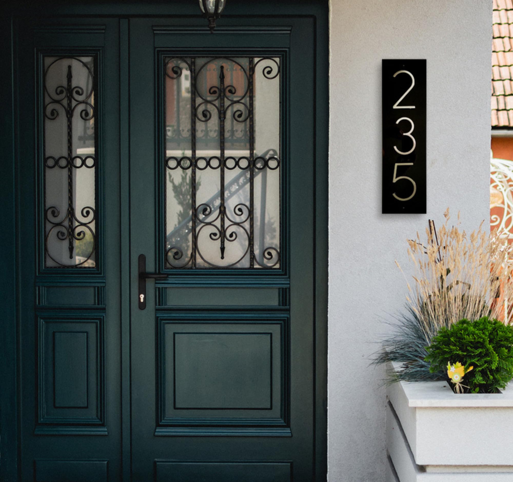 Modern Metal House Numbers for Outside - Durable Address Sign Plaque for Home & Mailbox - Perfect for Front Door, Porch, and Garden Decor