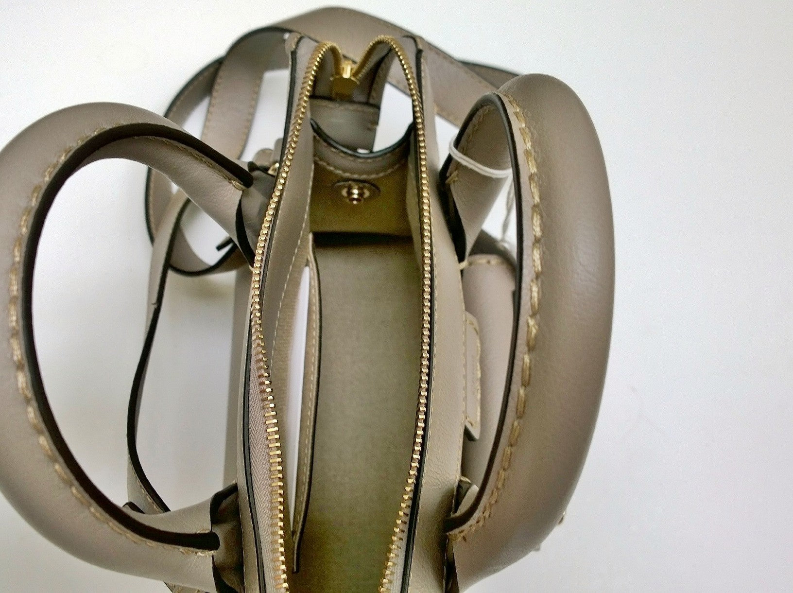 Chloé Edith Mini Grey Leather Crossbody Bag - Stylish Small Handbag for Women, Perfect for Everyday Use, Work, and Travel