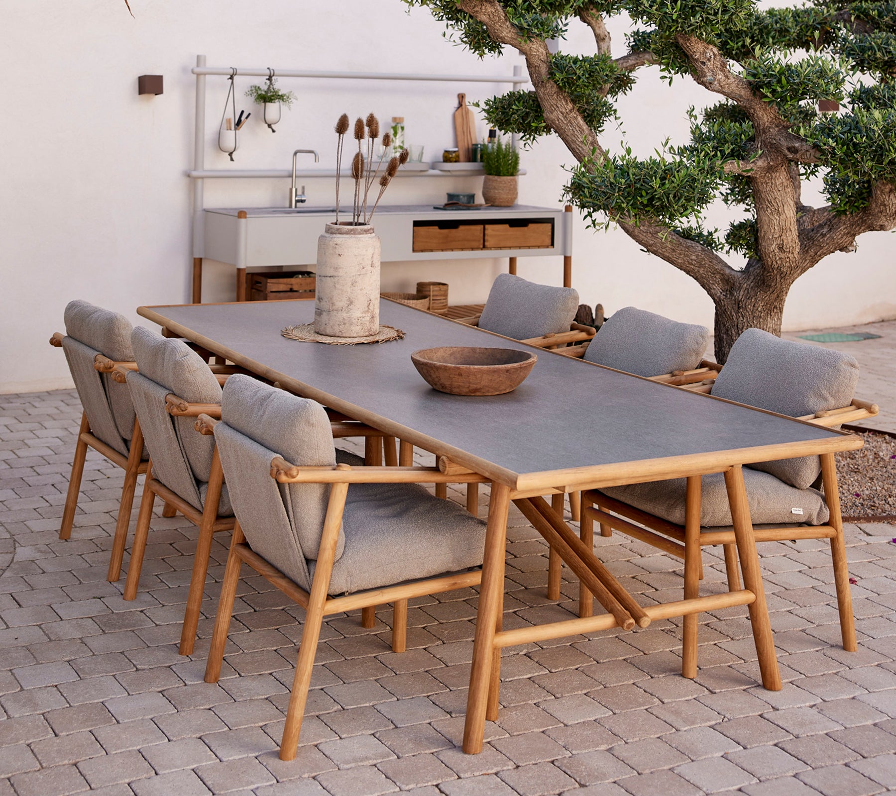 280x100cm Solid Wood Dining Table - Modern Farmhouse Style for Kitchen & Dining Room - Perfect for Family Gatherings & Dinner Parties