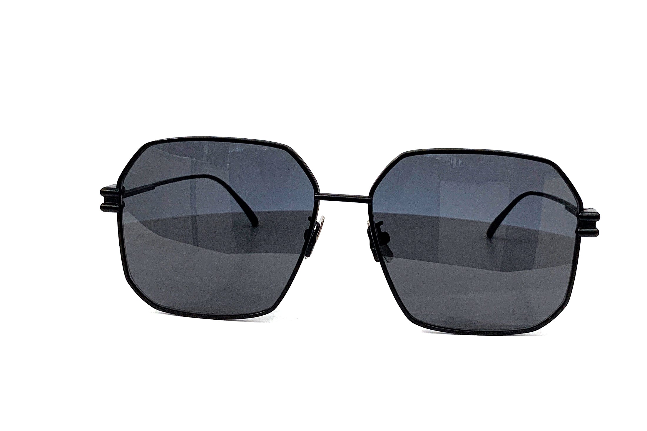 Bottega Veneta BV1047S (001) Sunglasses - Luxury Polarized UV Protection for Men & Women | Perfect for Outdoor Activities, Travel, and Fashion Accessories