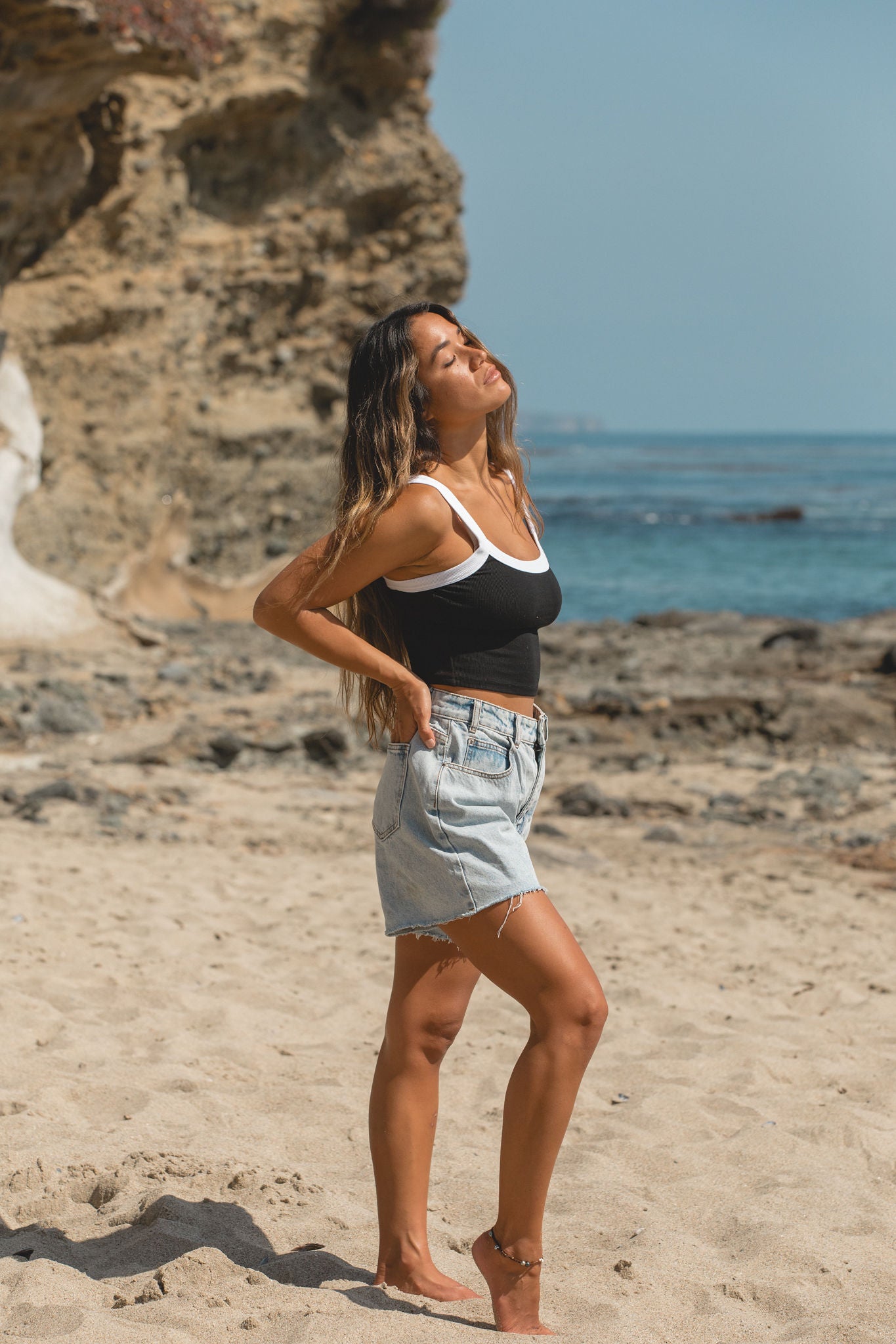 Luxury Ribbed Cotton Tank Top for Women - Soft Stretchy Comfort Fit Sleeveless Shirt - Perfect for Casual Wear, Layering & Summer Outfits