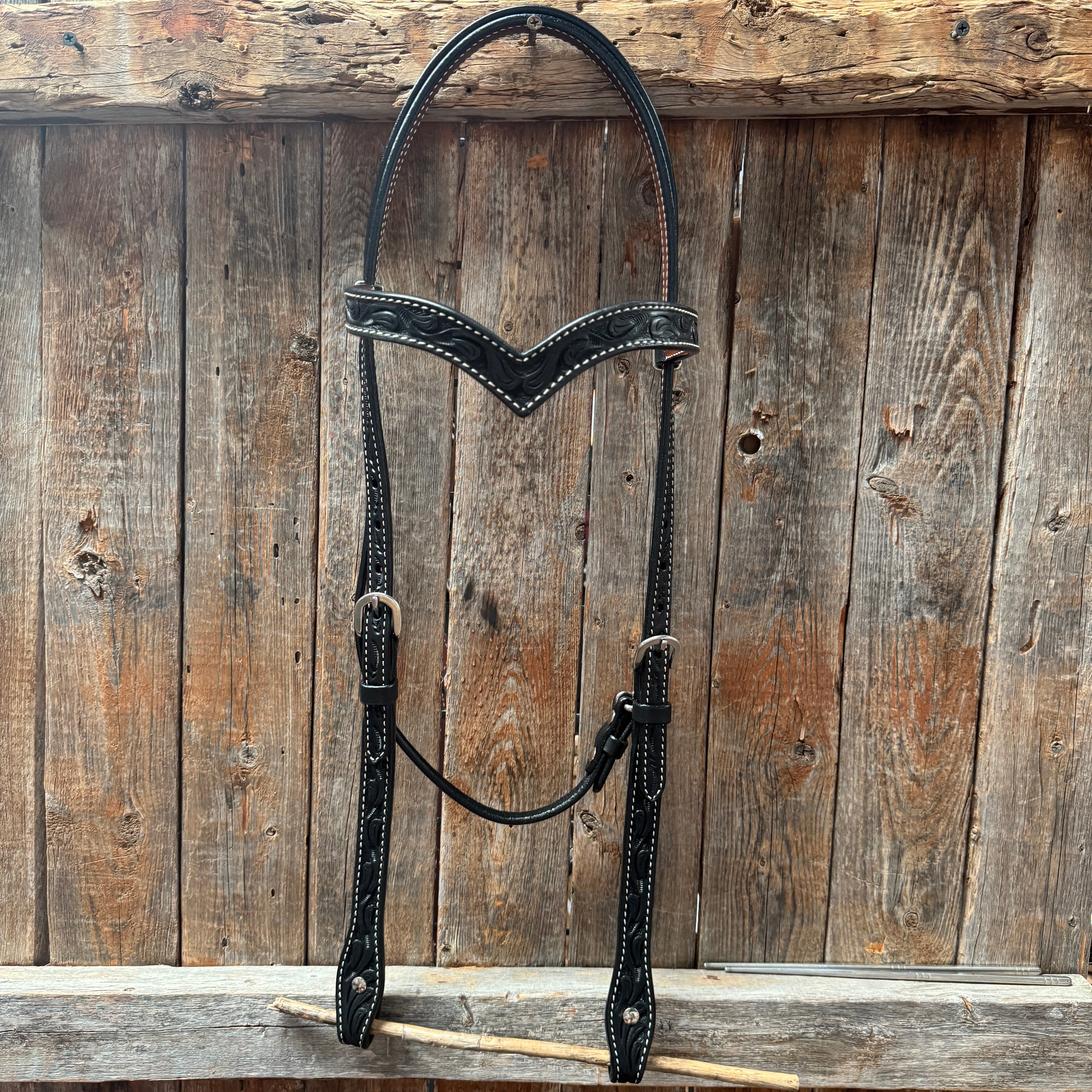 Floral V Browband Black Draft Headstall Bridle for Horses - Western & English Riding, Show & Trail Use