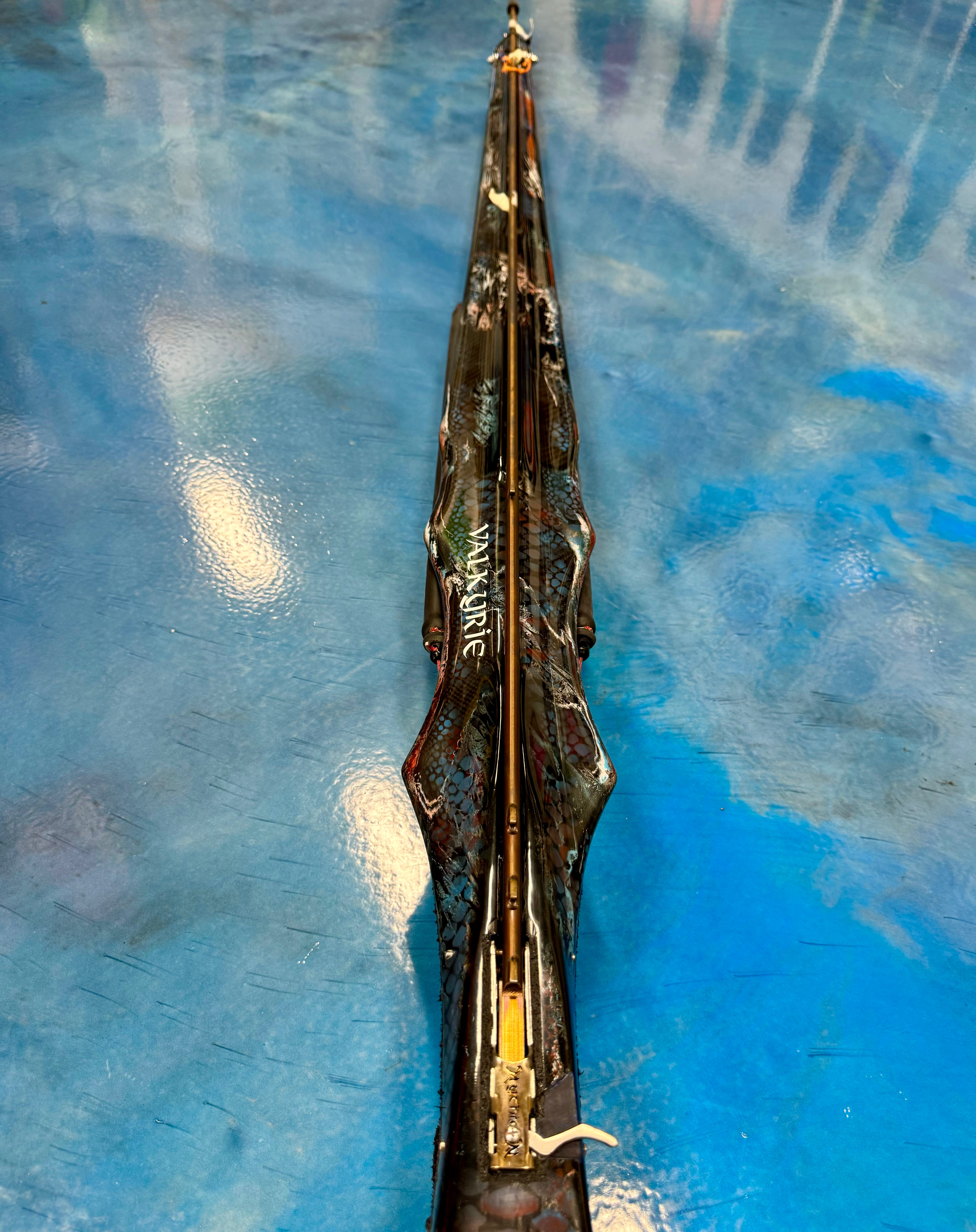 Mythicon Valkyrie Carbon Invert Roller Speargun 120cm - Professional Spearfishing Gear for Underwater Hunting | Perfect for Reef, Bluewater & Deep Sea Fishing Adventures