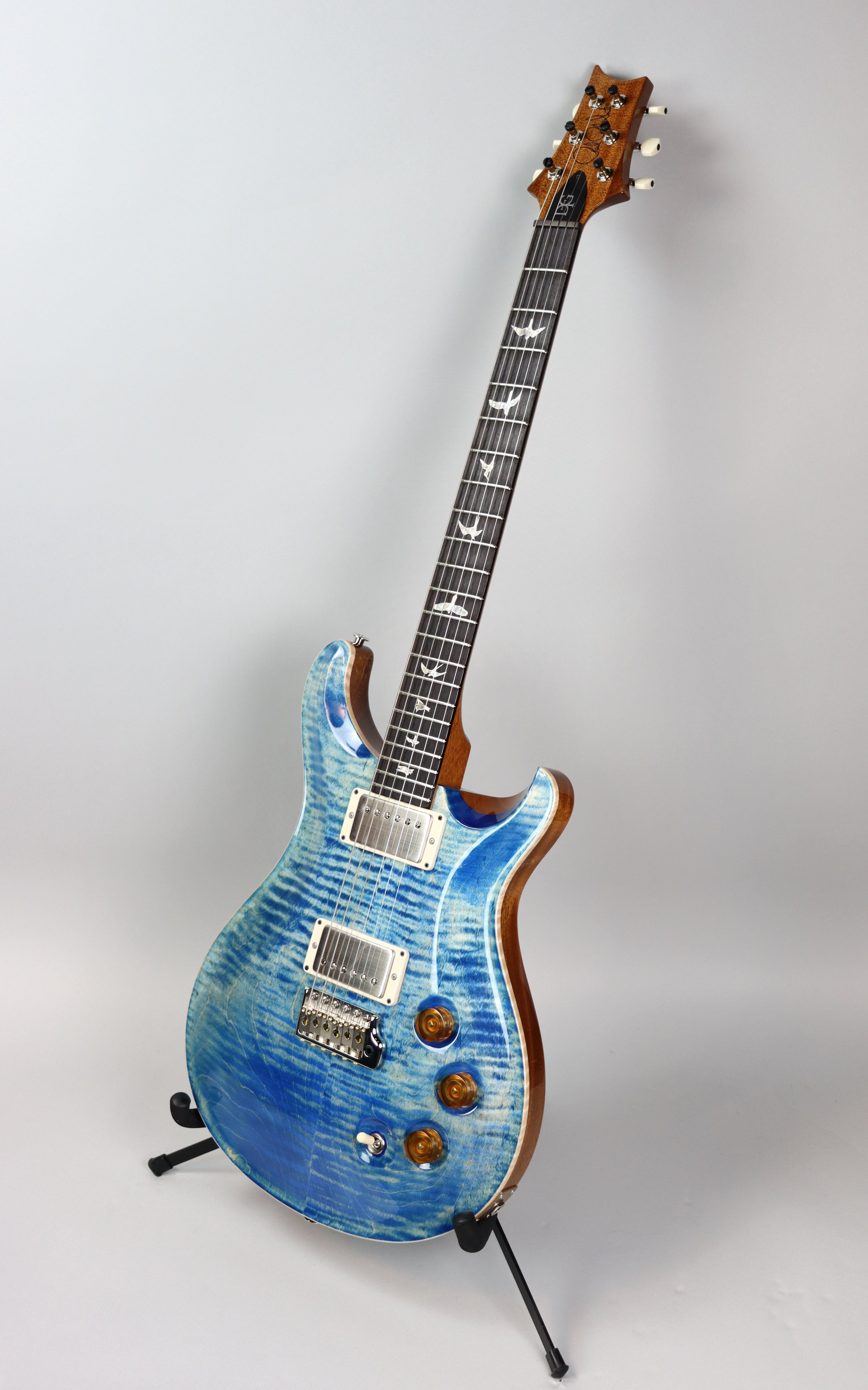 Paul Reed Smith DGT Electric Guitar with Birds Inlays in Faded Blue Jean Finish - Perfect for Rock, Blues, and Stage Performances