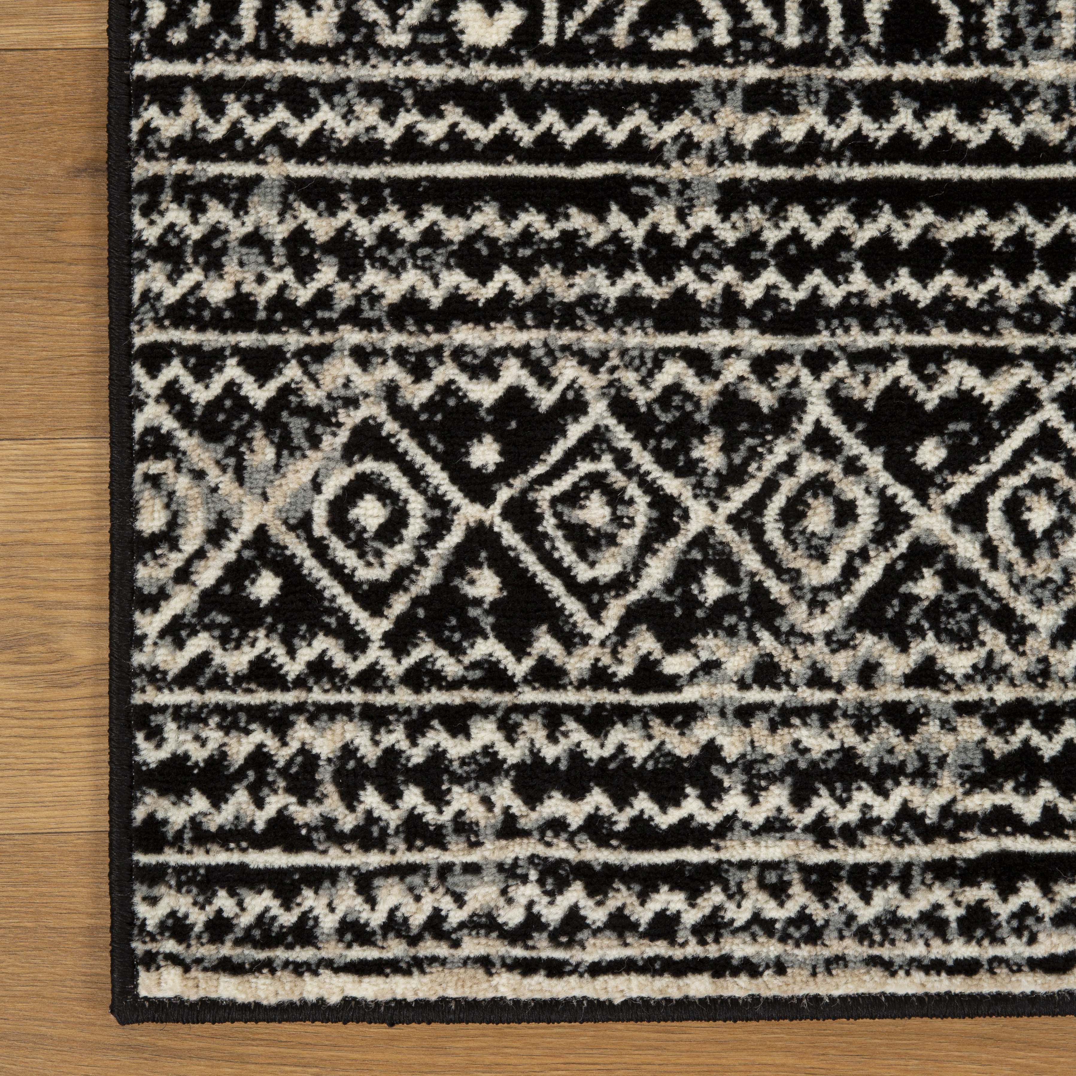 Navajo Aztec Pattern Indoor Area Rug - Southwestern Boho Tribal Design Non-Slip Living Room Carpet - Perfect for Bedroom, Dorm & Home Decor