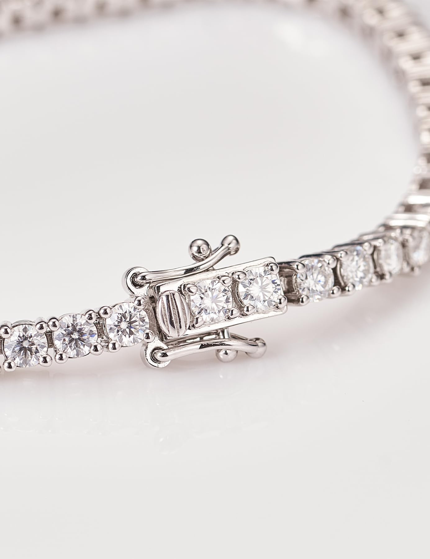 IMOLOVE Moissanite Tennis Bracelet for Women - Sterling Silver Wedding Bracelet for Brides, 18K White Gold Plated Dainty Stacking Bracelet - Perfect for Anniversaries, Engagements & Everyday Elegance