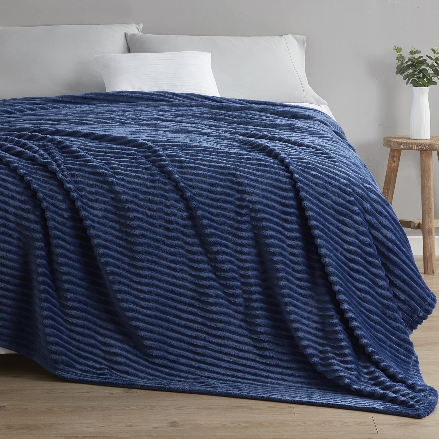 Nestl Navy Blue Fleece Throw Blanket 50x60 Inches - Ultra Soft & Lightweight Plush Blanket for Couch, Sofa, Bed - Cozy Warm Fuzzy Blanket Perfect for Living Room, Bedroom, Travel & Gifts