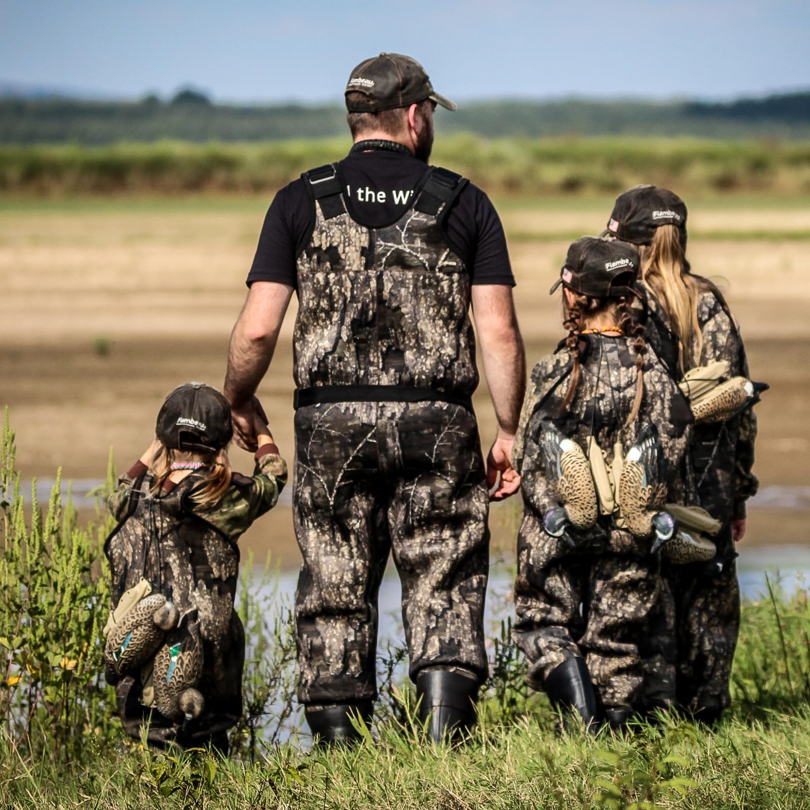 8 Fans Chest Waders for Men - 600G Insulated Waterproof Neoprene Bootfoot Hunting Waders with Realtree Timber Camo - Perfect for Duck Hunting, Fishing & Outdoor Adventures
