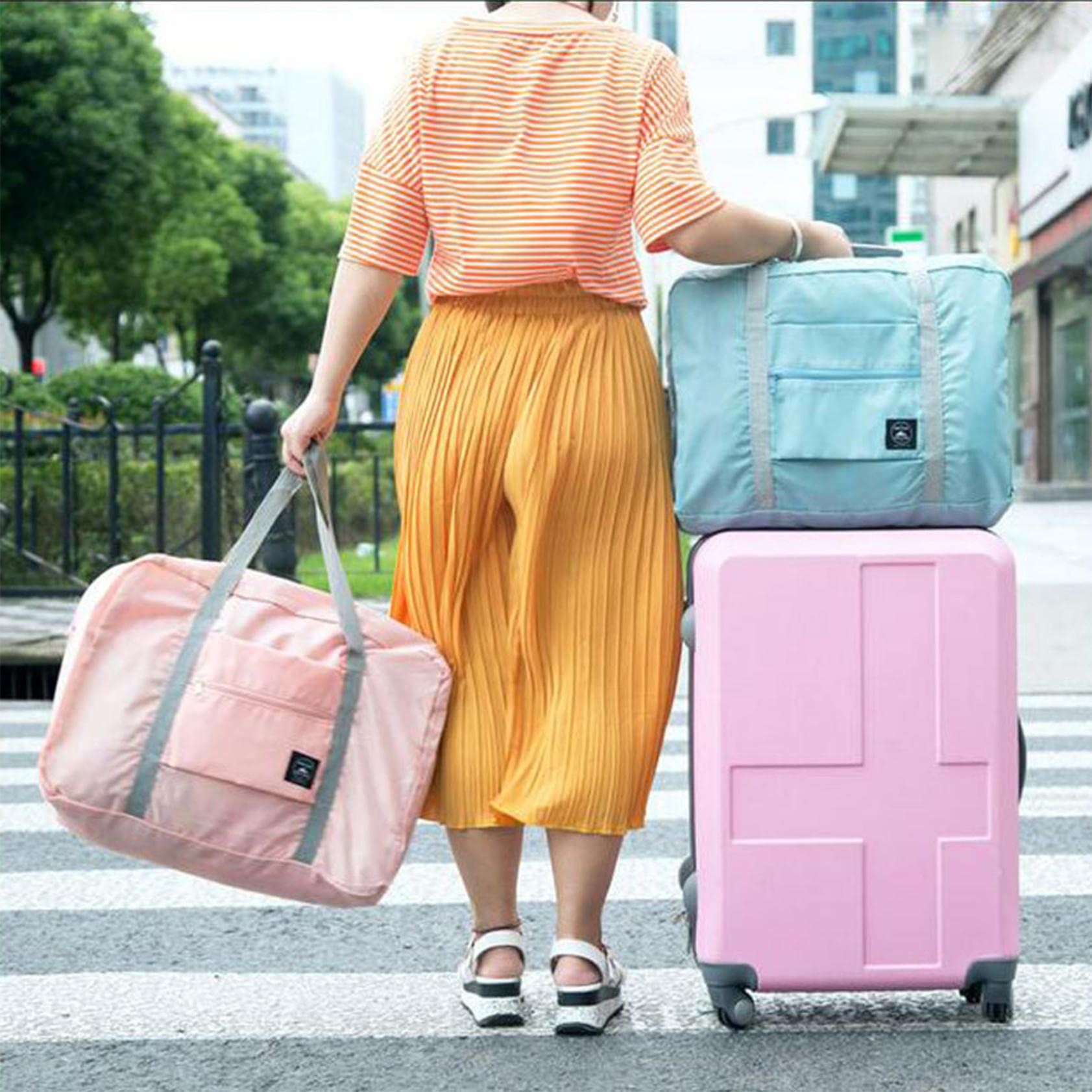 Foldable Travel Duffel Bag for Women - Lightweight Carry On Luggage, Gym Bag, Weekender Overnight Tote - Perfect for Sports, Gym, Travel & Weekend Getaways