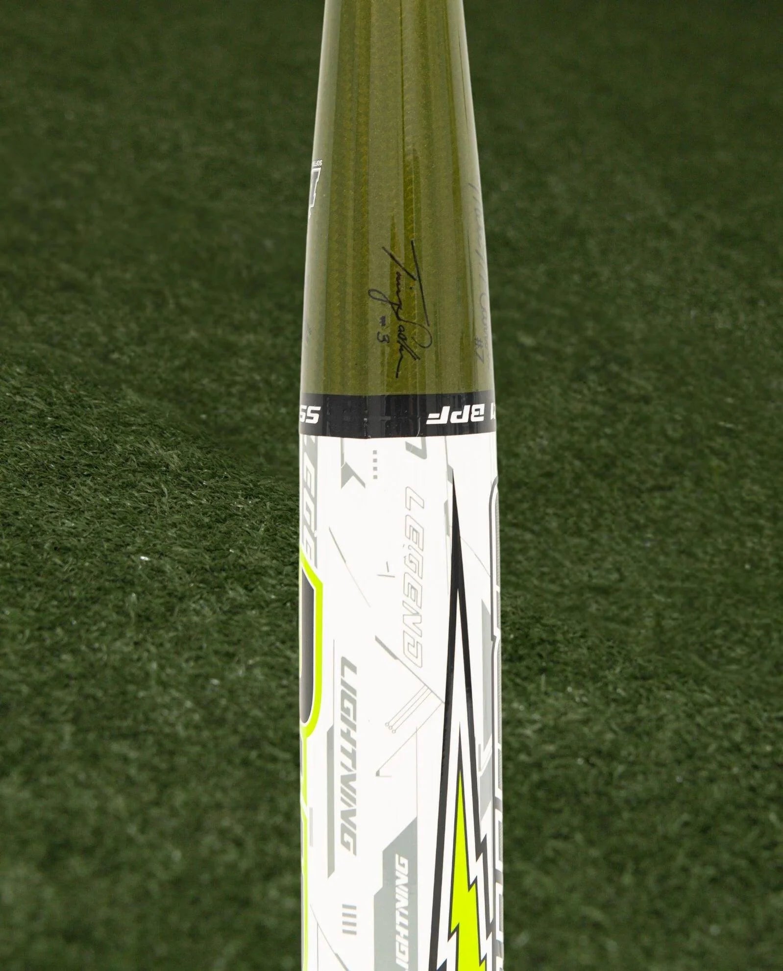 2025 Dudley Lightning Legend Player Series McSadler SSUSA Senior Slowpitch Softball Bat - Lightweight & Durable for Power Hitters - Perfect for Competitive Senior League Games & Tournaments
