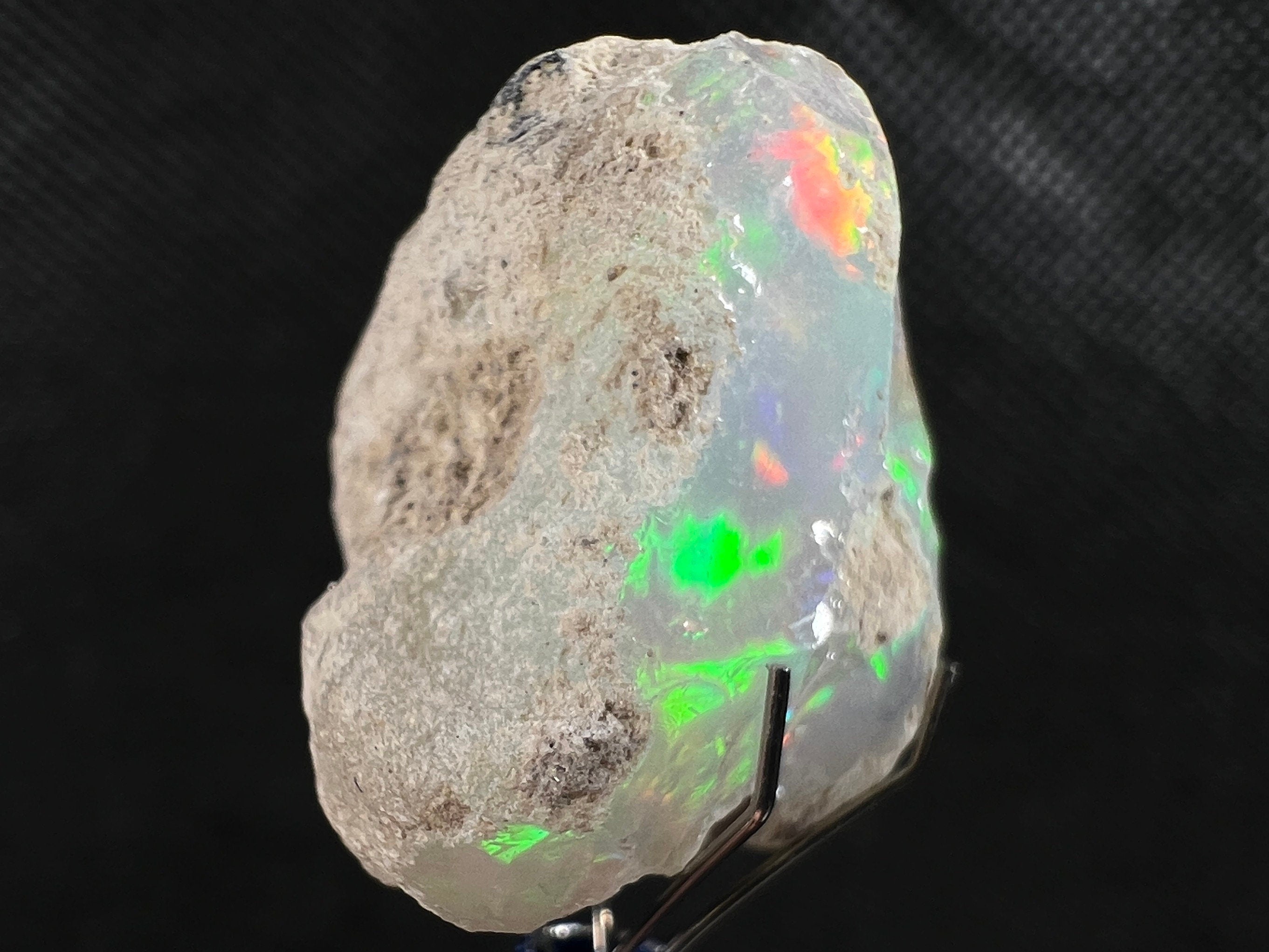 Premium 4A+ Welo Opal Raw Crystal - Natural Cutting Grade Opal Gemstone, October Birthstone for Jewelry Making & Collecting (Ideal for Rings, Necklaces & Healing Crystals)