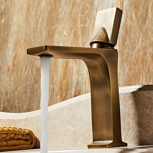 Antique Bronze Single Handle Bathroom Sink Faucet - Hot & Cold Water Mixer Tap for Basin - Vintage Style Bathroom Faucet (Short Spout) - Perfect for Powder Rooms, Guest Baths & Farmhouse Style Decor