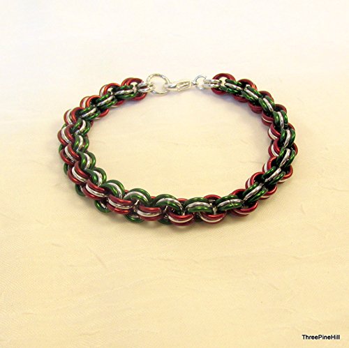 Christmas Ribbon Candy Chainmaille Bracelet - Elegant Holiday Jewelry Gift for Women | Perfect for Christmas Parties, Festive Outfits & Gift Exchanges