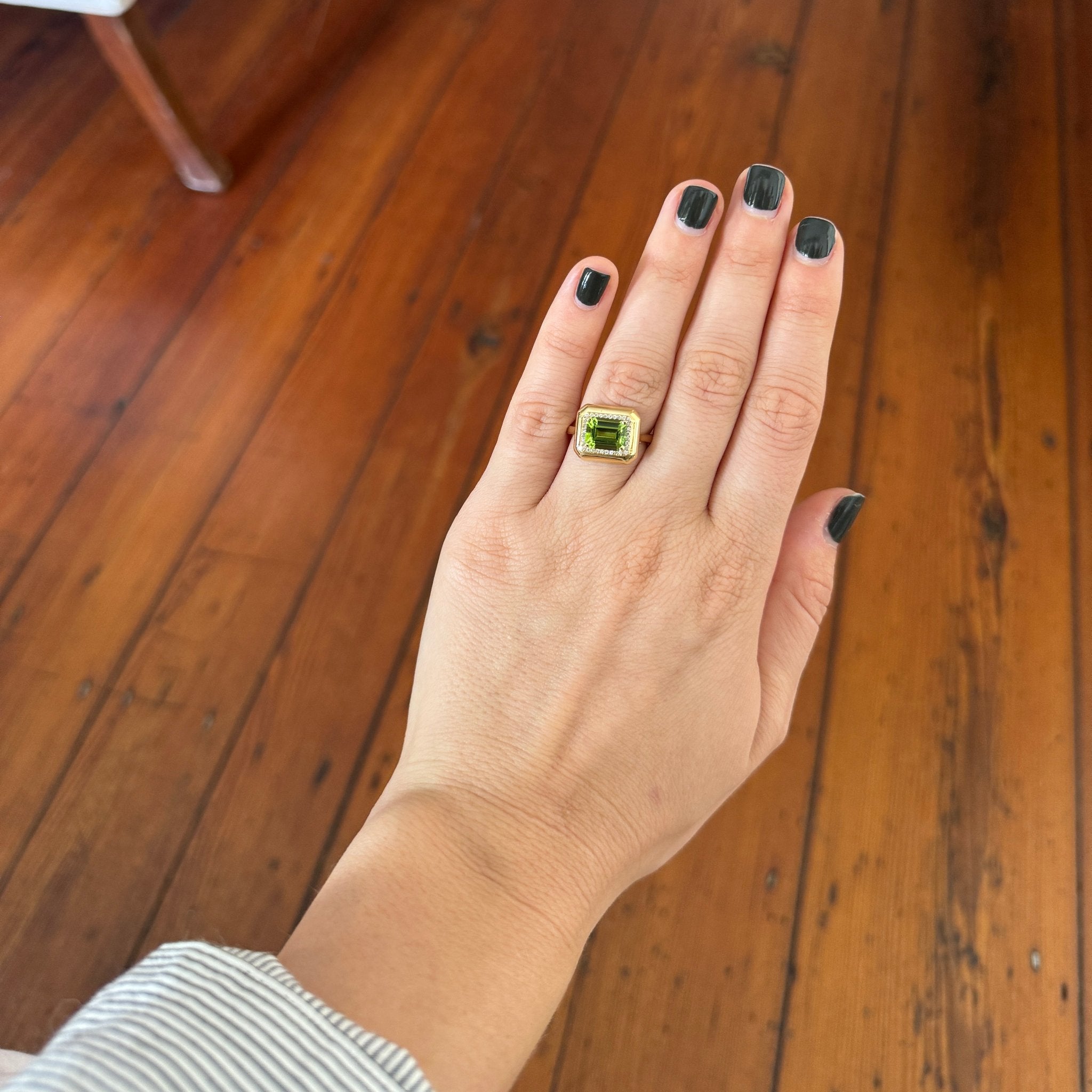 Goshwara 18K Gold Emerald Cut Peridot & Diamond Ring for Women | Elegant Green Gemstone Jewelry for Engagement, Anniversary & Special Occasions