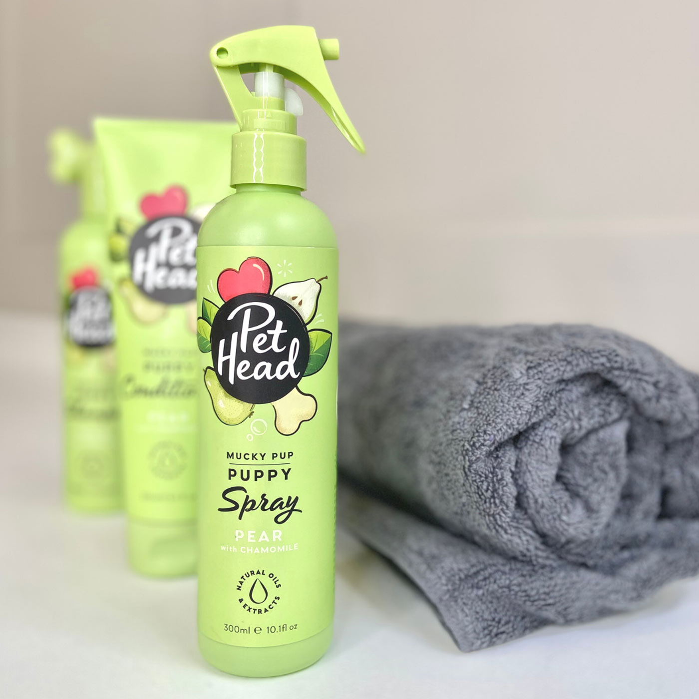 Pet Head Mucky Pup Puppy Spray - Dog Shampoo & Conditioner for Bath Time | Gentle Cleansing & Fresh Scent | Perfect for Puppy Grooming & Odor Control