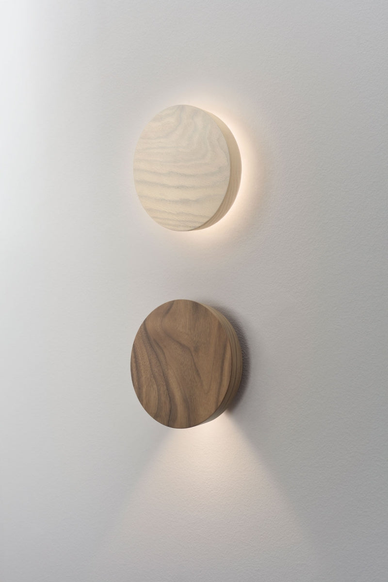 Vibia Dots Wall Lamp - Modern LED Wall Light for Bedroom, Living Room & Hallway - Sleek Minimalist Design with Adjustable Dots for Ambient Lighting