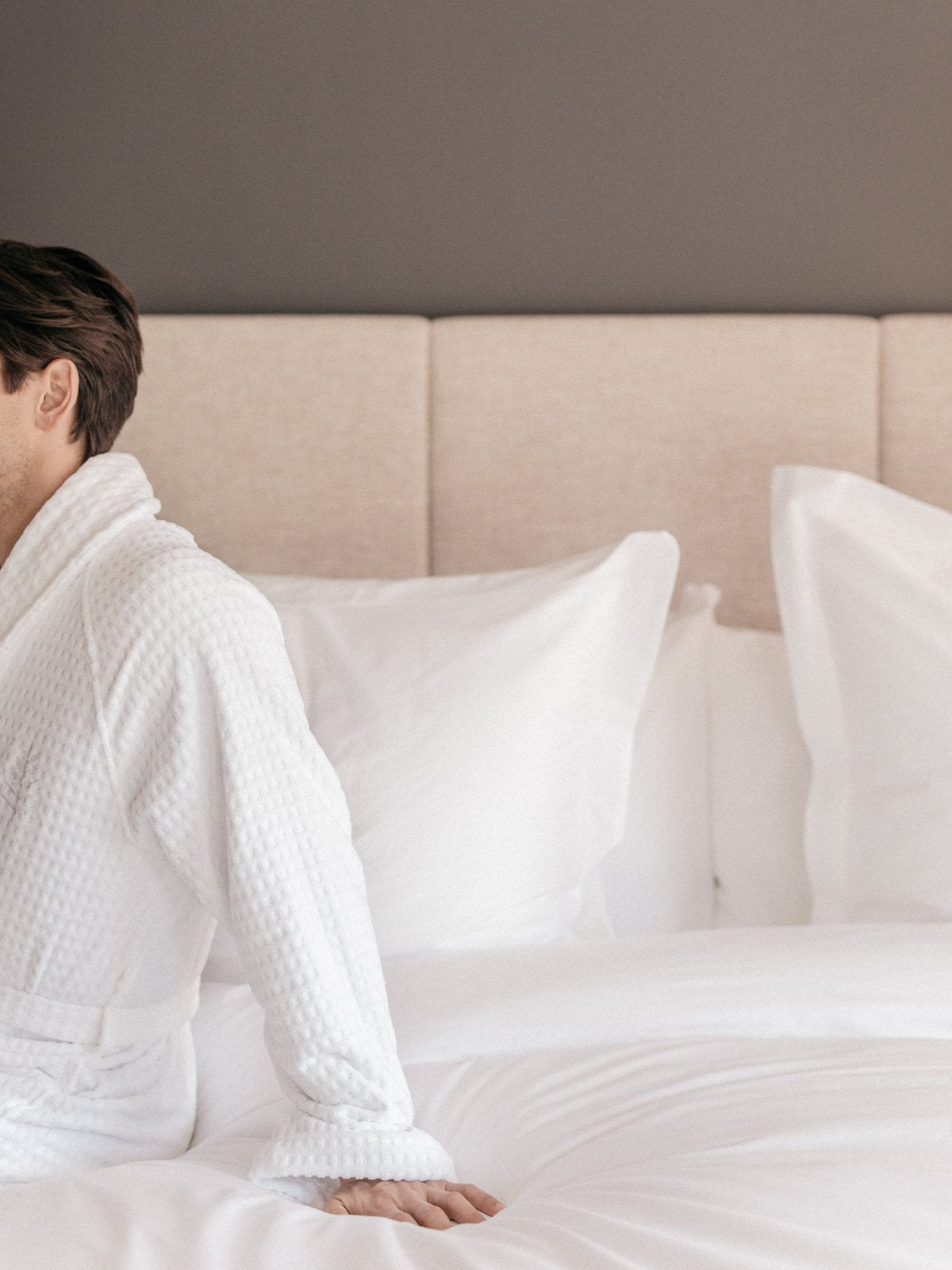 Premium Soft Cotton Bath Robe for Women & Men - Cozy Plush Terry Cloth Robe with Pockets - Perfect for Spa, Lounge, and Post-Shower Comfort