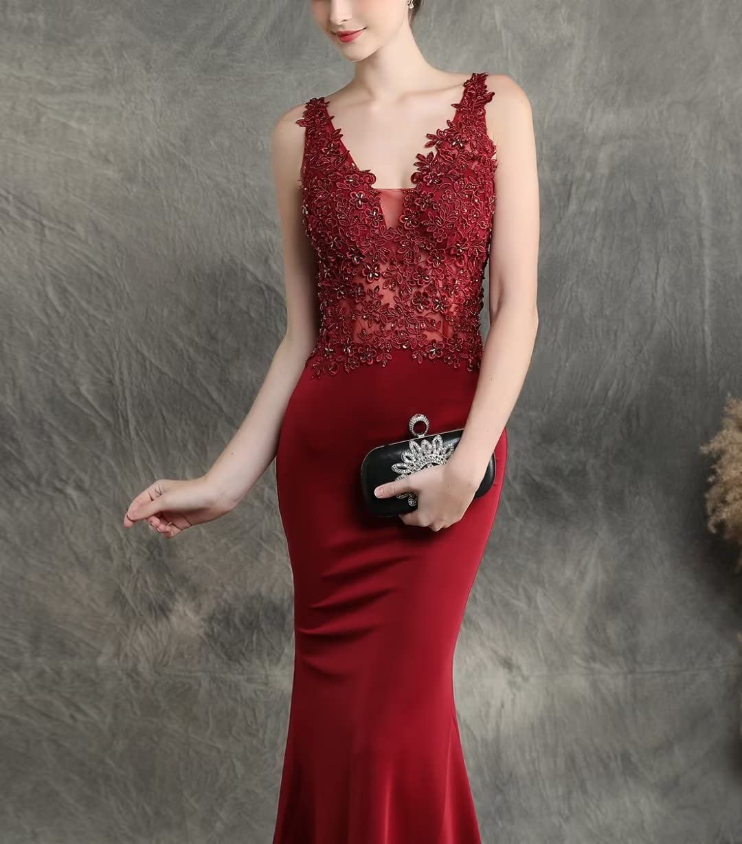 Elegant V-Neck Floral Lace Mermaid Prom Dress for Women - Long Formal Evening Gown with Appliques | Perfect for Homecoming, Wedding Guest & Special Occasions