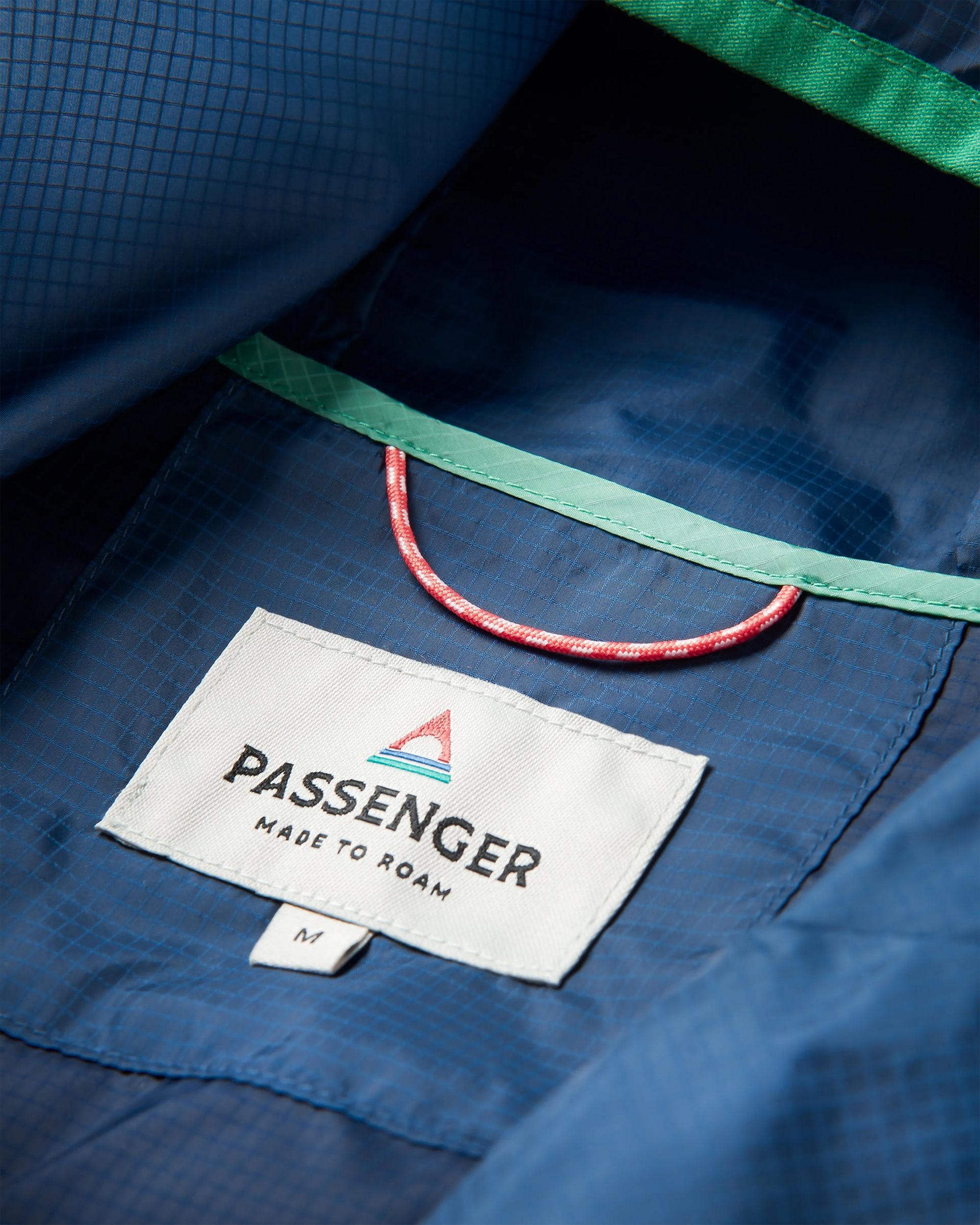 Gusto Recycled Windshell Pullover Jacket - Eco-Friendly Lightweight Windbreaker for Men & Women | Rich Navy/Dark Denim | Perfect for Hiking, Running & Outdoor Activities