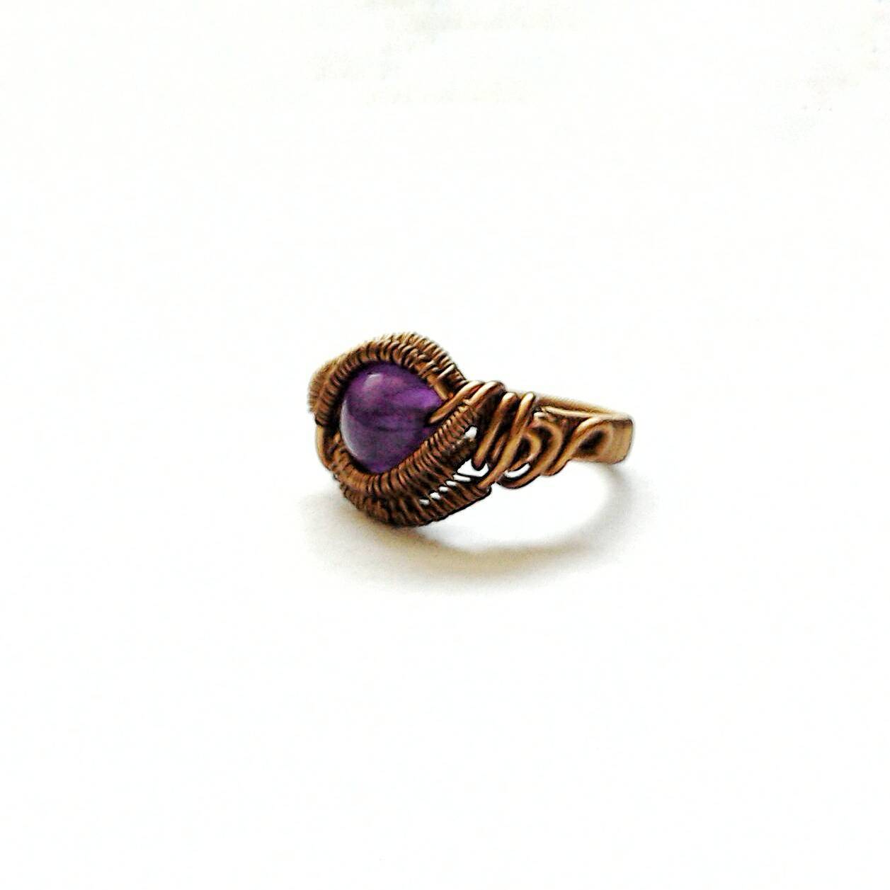 Original Polished Amethyst Ring in Antique Bronze - Elegant Jewelry for Women, Perfect for Weddings, Parties & Special Occasions