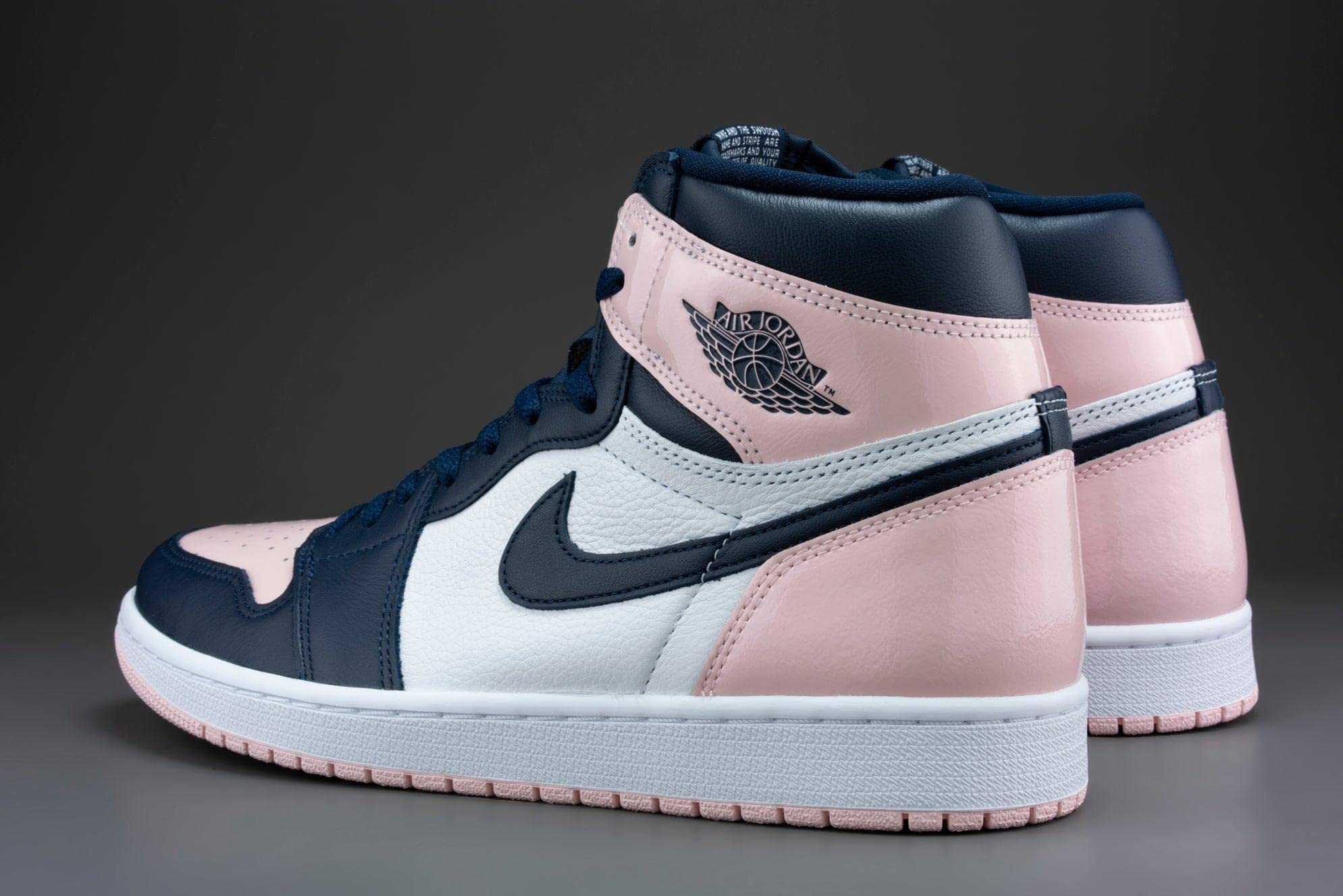 Air Jordan 1 Retro High OG Women's Basketball Shoes - Classic Sneakers for Streetwear & Casual Fashion | Perfect for Sports, Gym & Everyday Wear