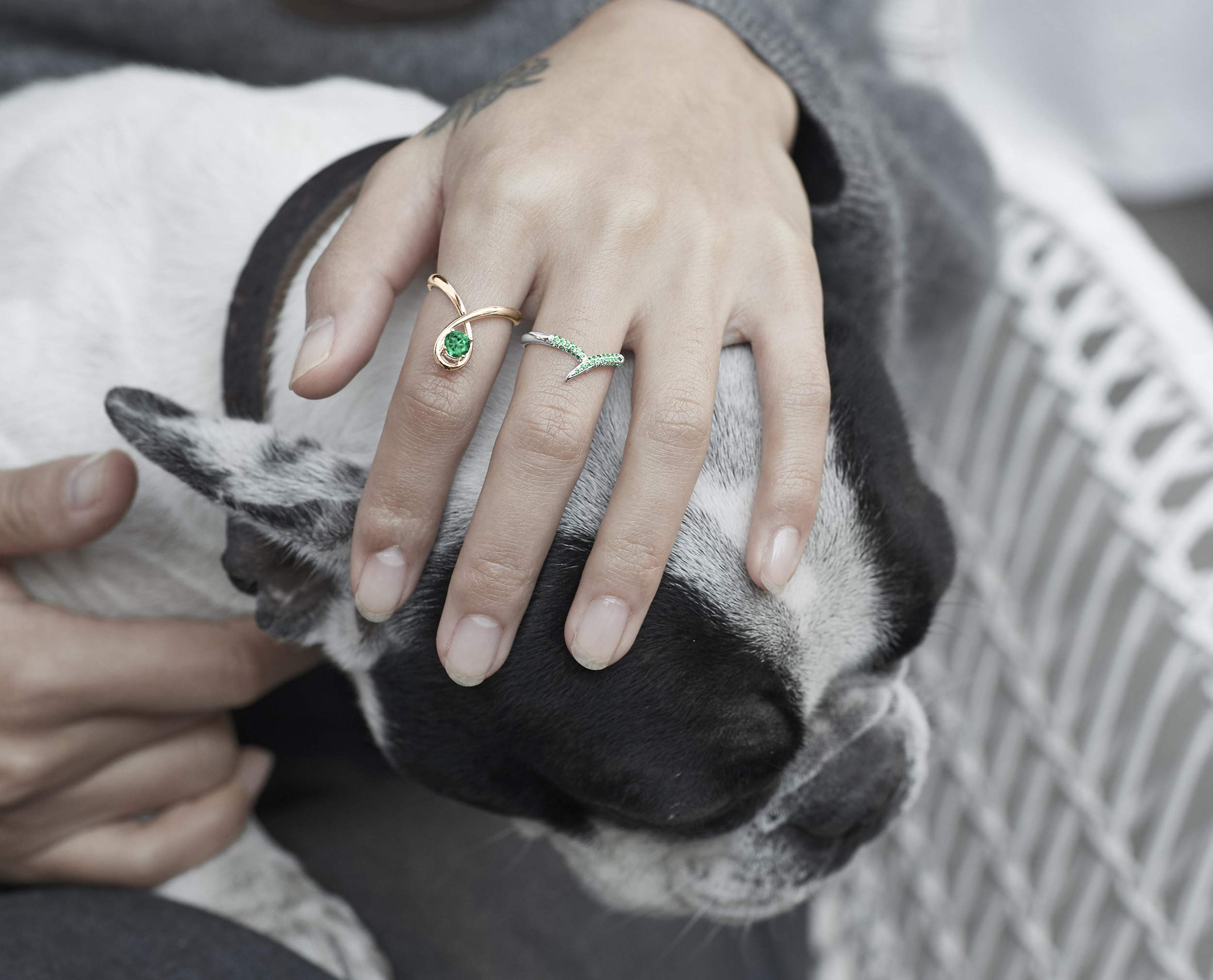 Majade Emerald Engagement Ring - 14K Gold Handmade Eternity Band with Unique Green Gemstone | Alternative Non-Diamond Wedding Ring | Minimalist Curved Design for Proposals & Anniversaries