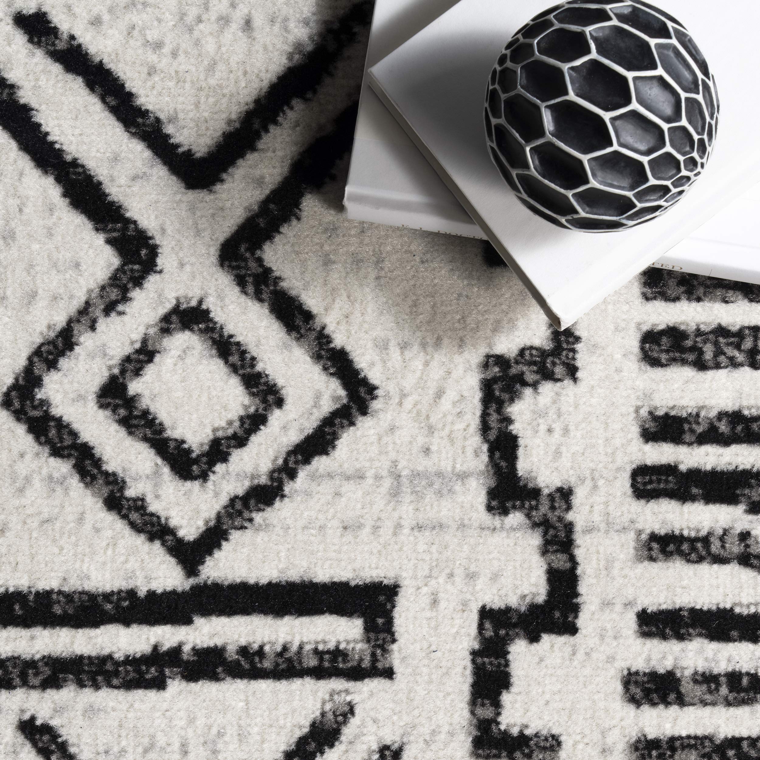 nuLOOM Alisa Tribal Area Rug 4x6 Feet, Grey - Boho Chic Living Room, Bedroom & Office Decor