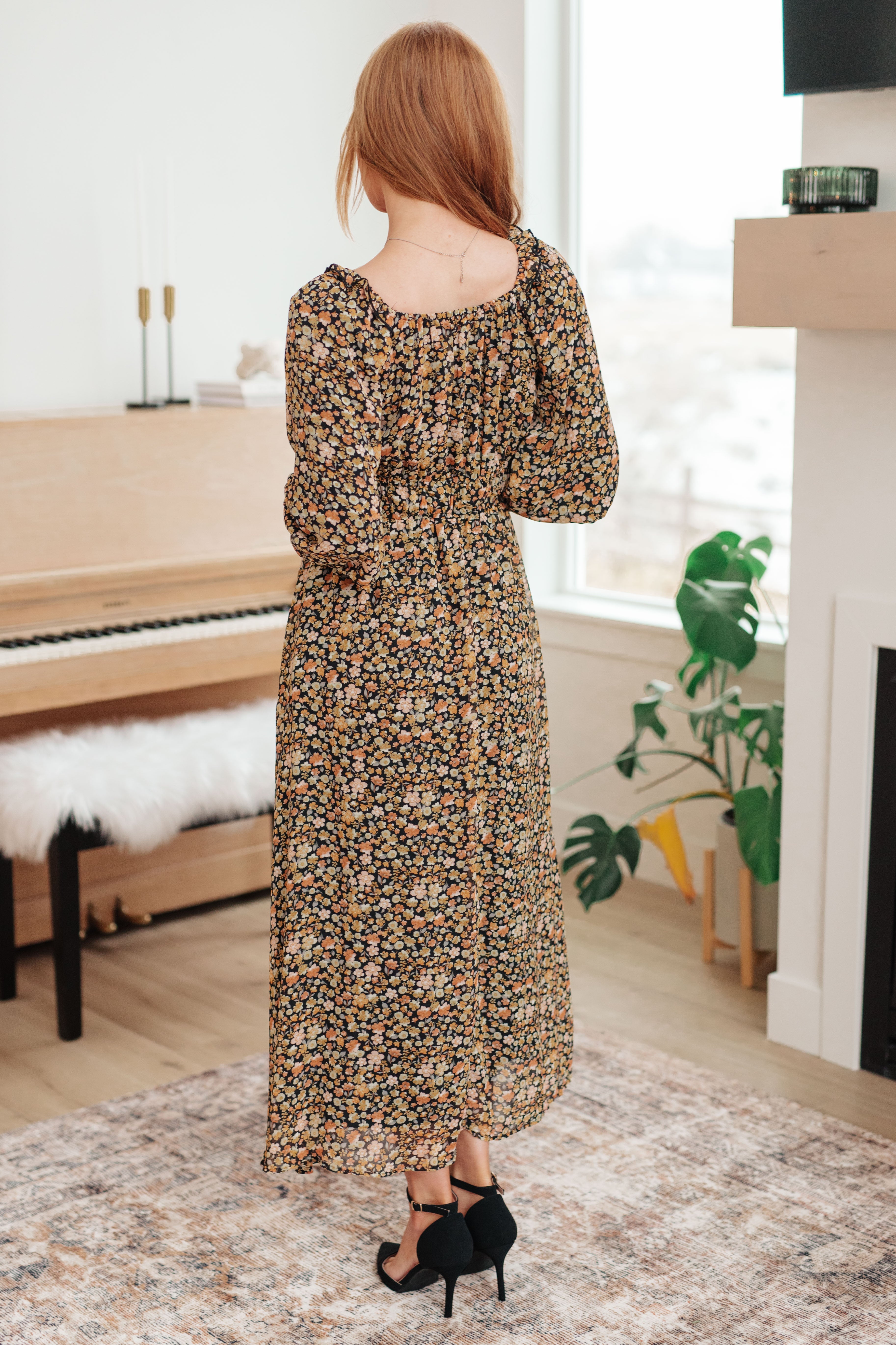 Floral Maxi Dress for Women - Elegant Long Summer Dress with Floral Print, Perfect for Beach Vacations, Weddings & Date Nights