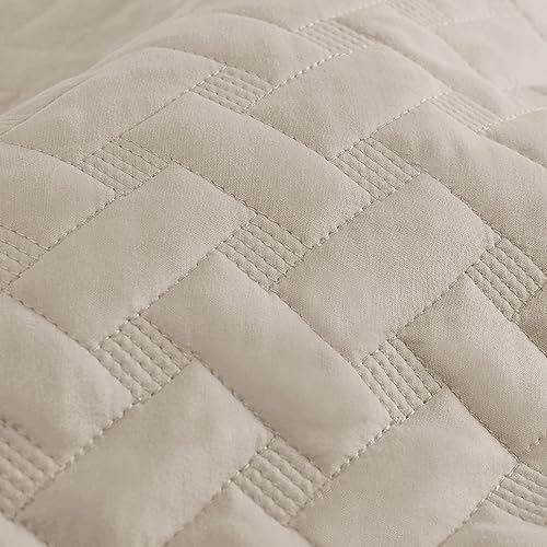07 - Beige