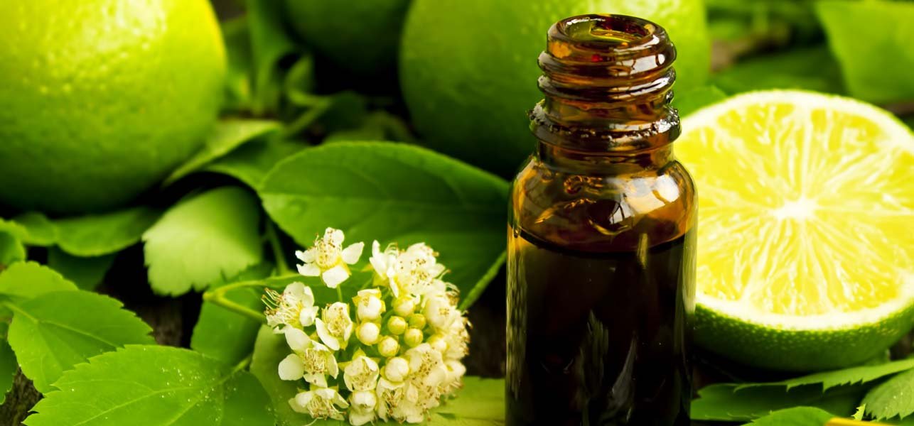 100% Pure Natural Lime Essential Oil - 25ml (0.85oz) for Aromatherapy, Diffuser & DIY Skincare - Cold Pressed & Undiluted