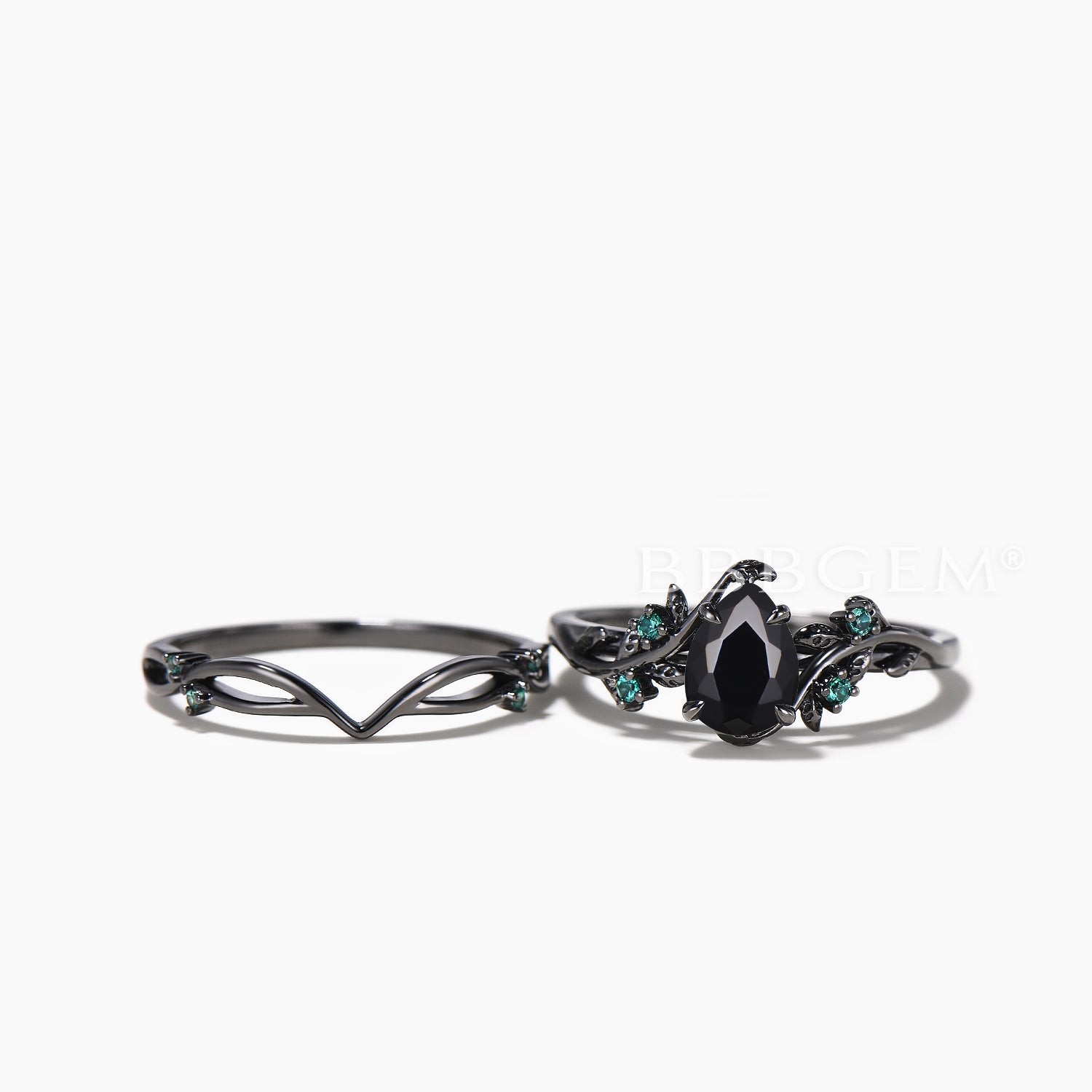 Natural Black Onyx Pear Cut Leaf Design Black Gold Ring - Emerald Inspired Bridal Jewelry Set for Wedding, Engagement & Nature-Themed Occasions