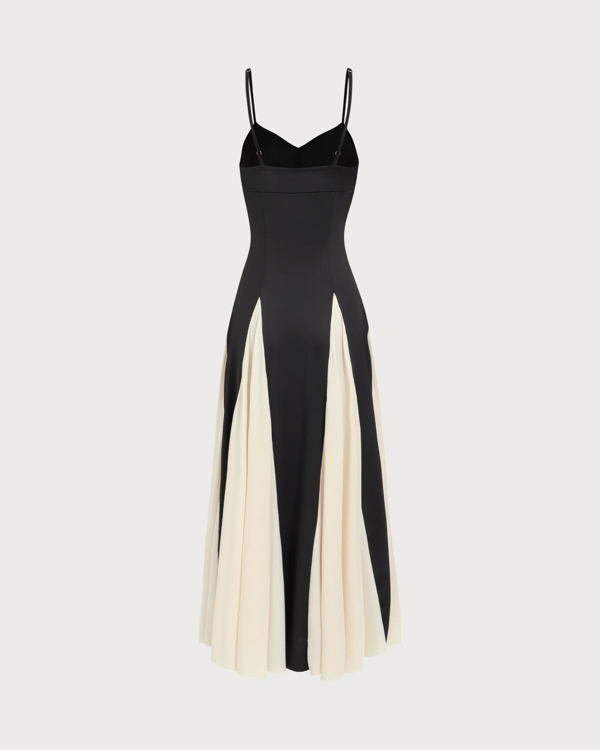 Elegant Black and White Pleated Maxi Dress for Women - Perfect for Evening Parties, Weddings & Summer Vacations