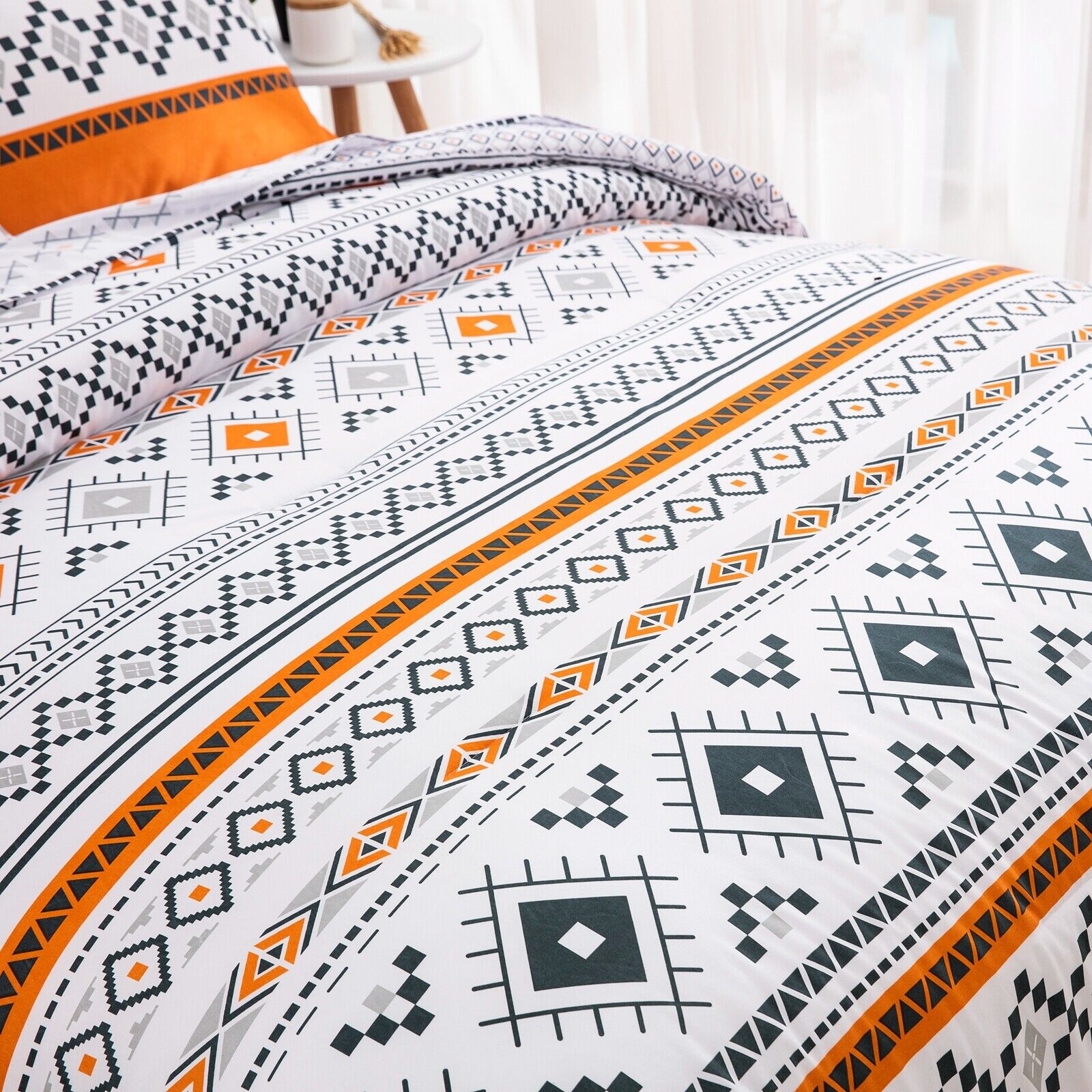 Boho Comforter Set Queen Size - Reversible Orange Geometric 3-Piece Bedding Collection for Cozy Bedroom Decor & Bohemian Style Home