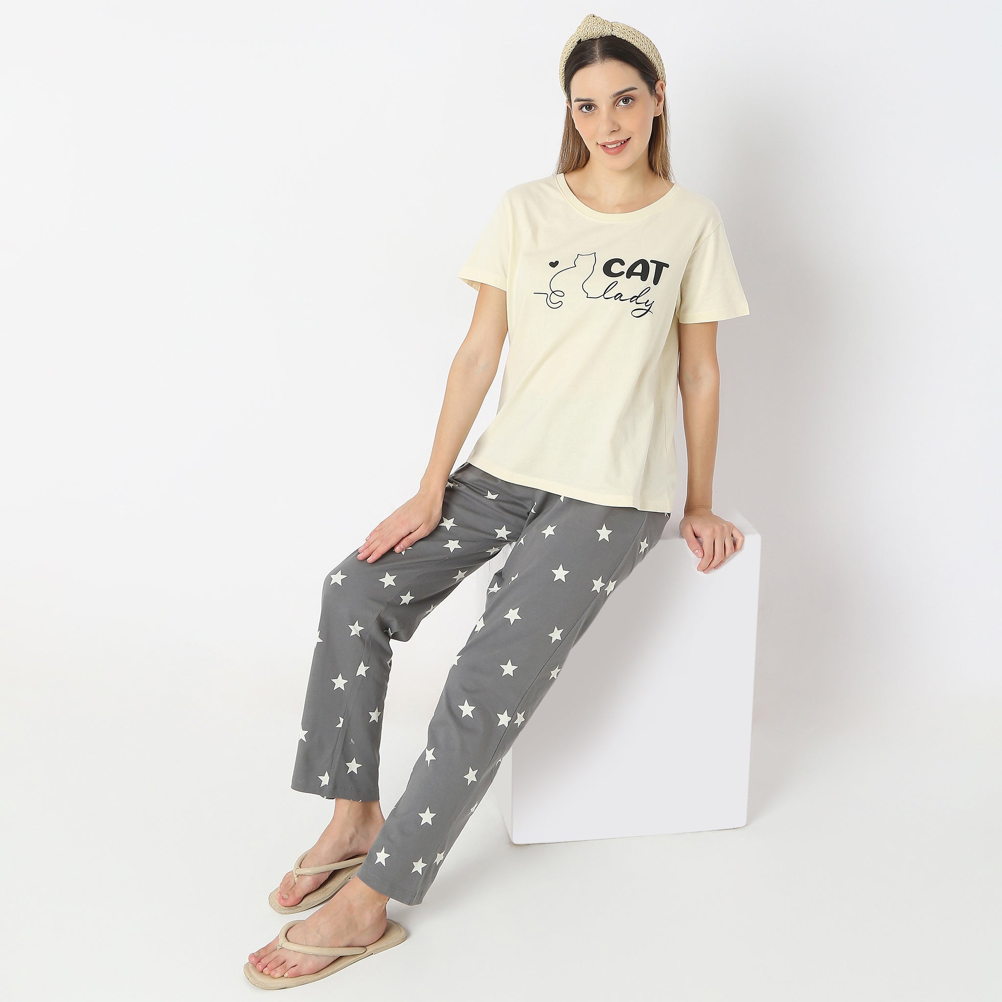 Stylish Animal Print Casual Short Sleeve Lounge T-Shirt for Women - Soft & Comfortable Cotton Tee for Home, Yoga, and Everyday Wear