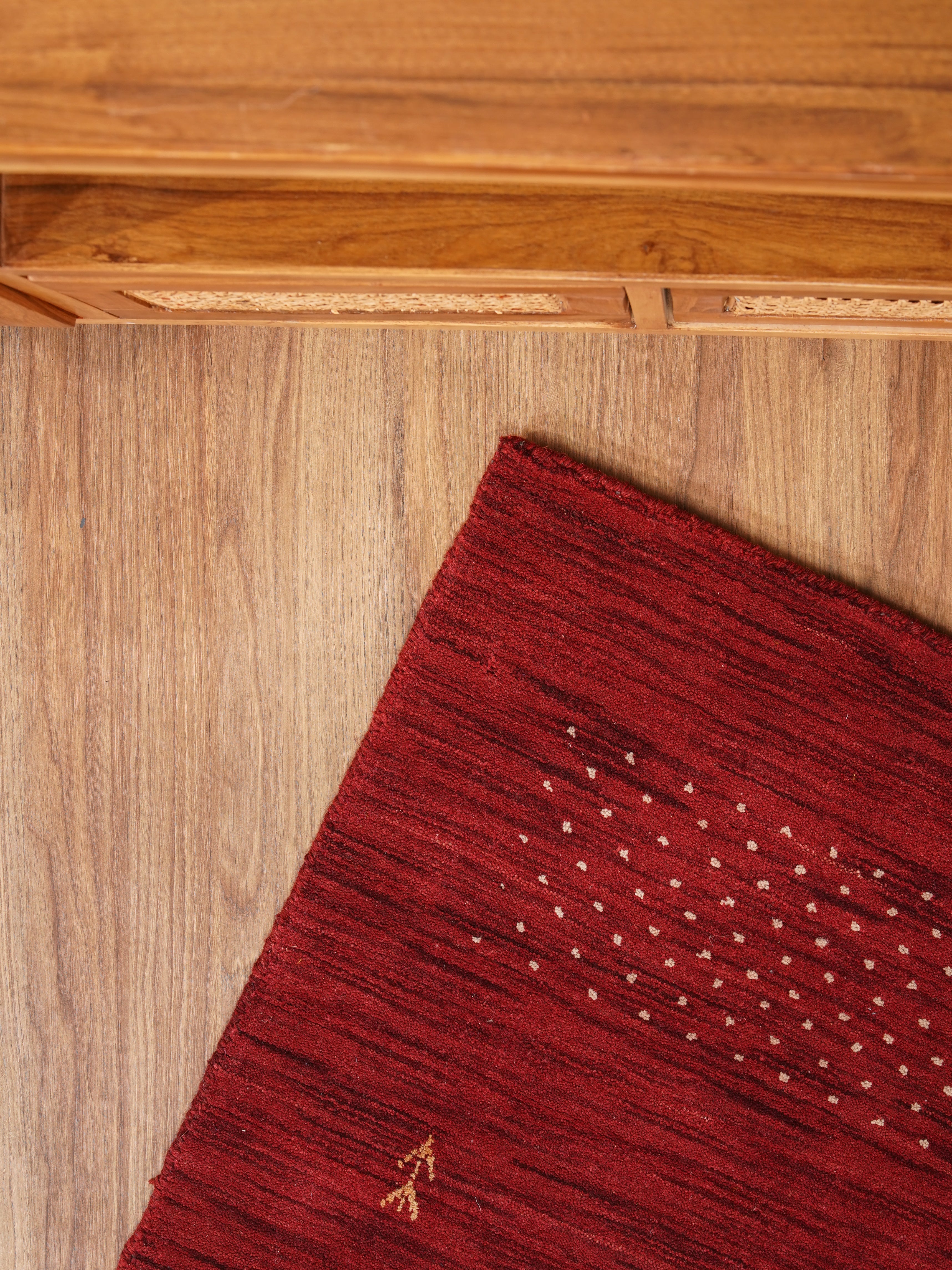 Premium Hand-Knotted Wool Rug by Colombo – Luxurious & Durable for Living Room, Bedroom, or Office Decor