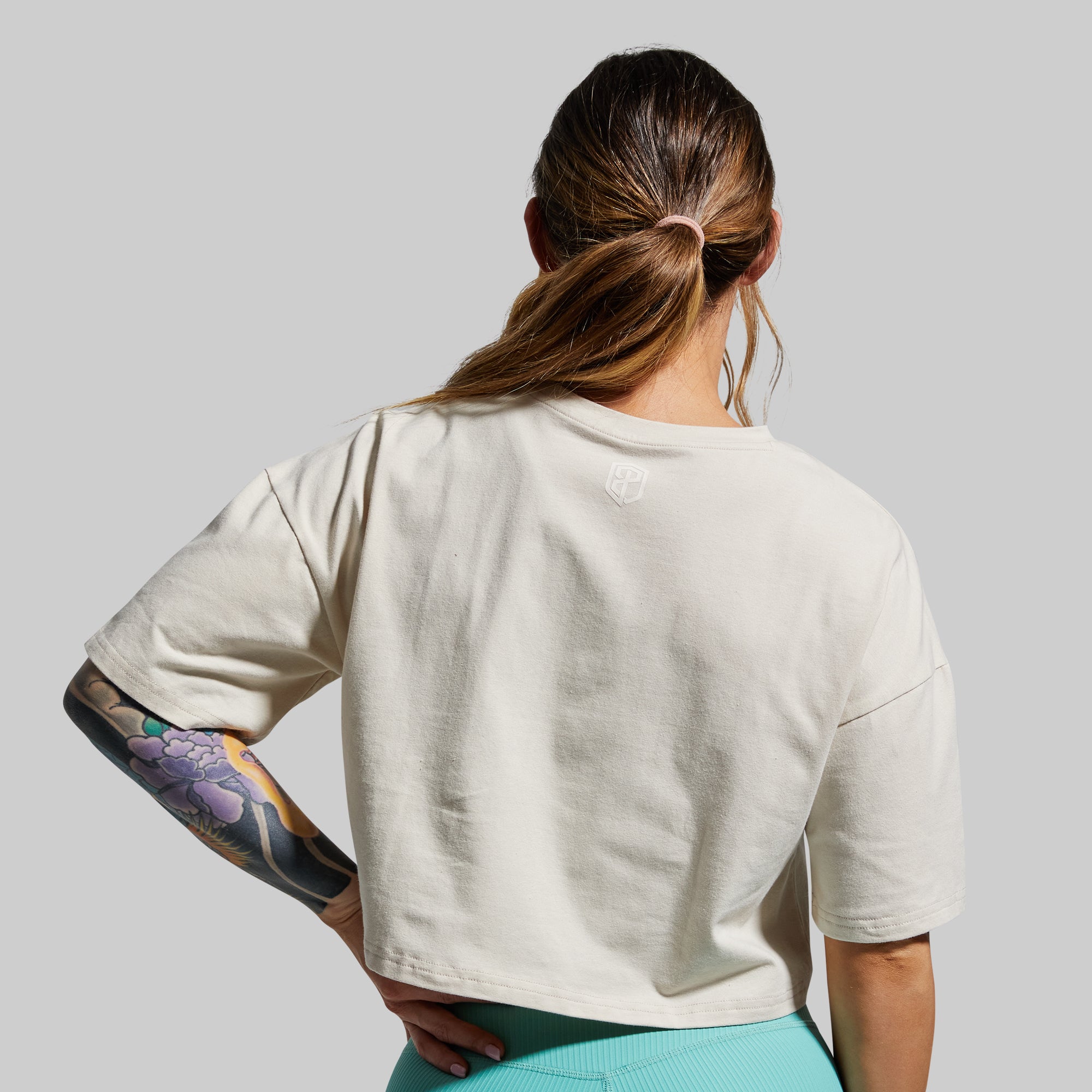 Women's Workout Crop Top 2.0 - Breathable Yoga Shirt for Gym & Running (Oatmeal) | Perfect for Fitness, Pilates & Casual Wear