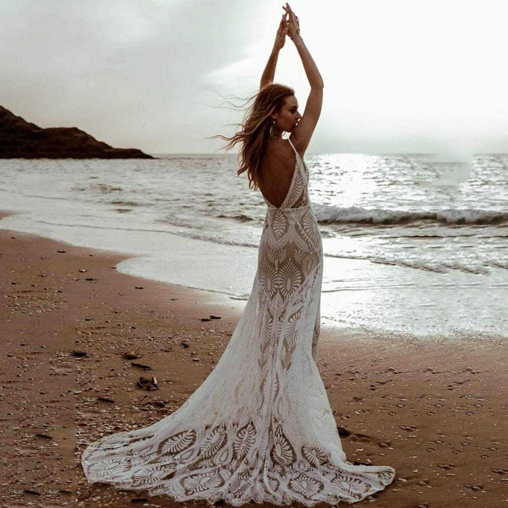 Elegant Lace V-Neck Mermaid Wedding Dress with Spaghetti Straps & Backless Design - Perfect for Beach Weddings, Bridal Showers, and Romantic Photos