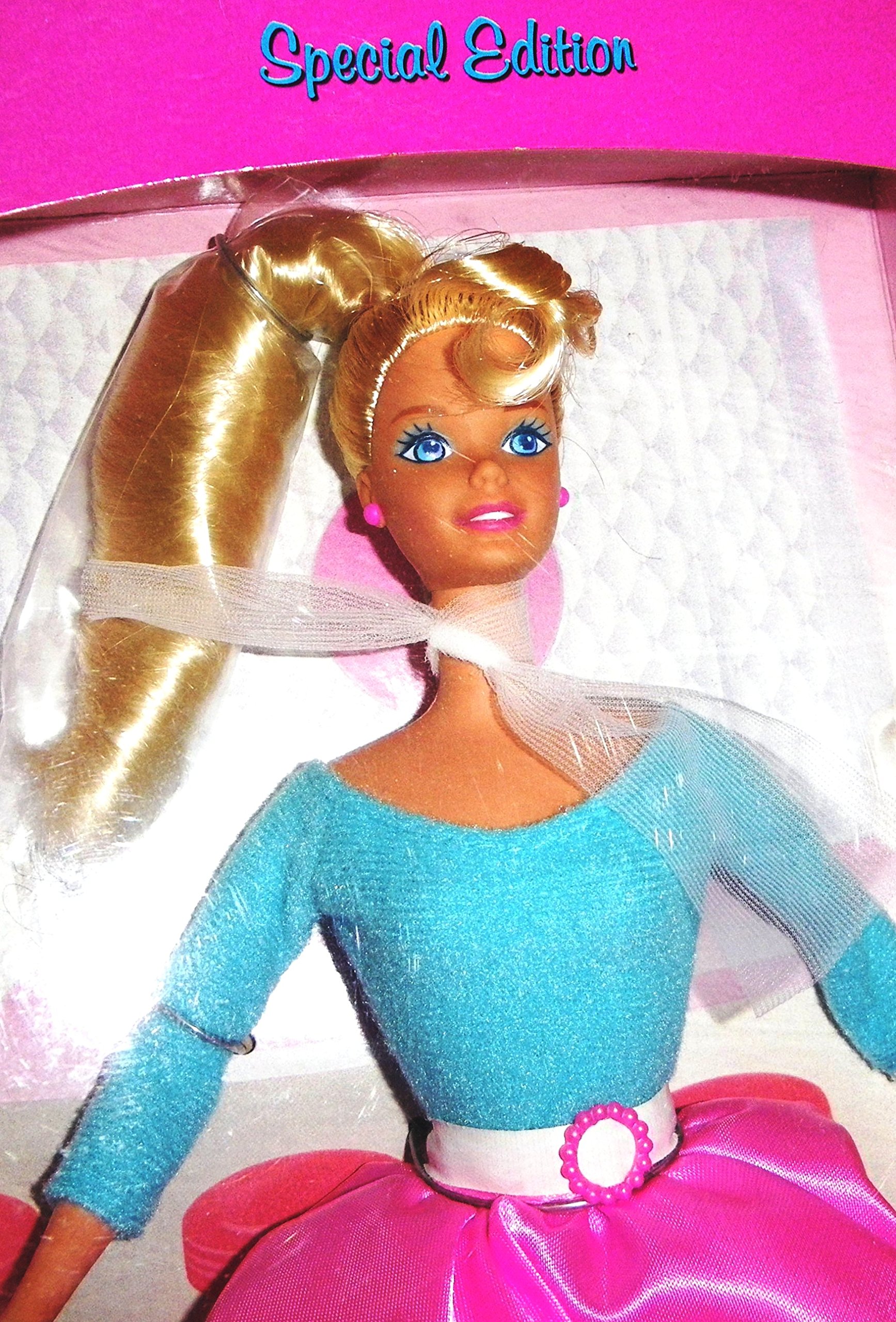 Vintage 1996 Barbie Fifties Fun Doll - Collectible 1950s Style Barbie with Retro Outfit - Perfect for Collectors, Gifts & Nostalgic Home Decor