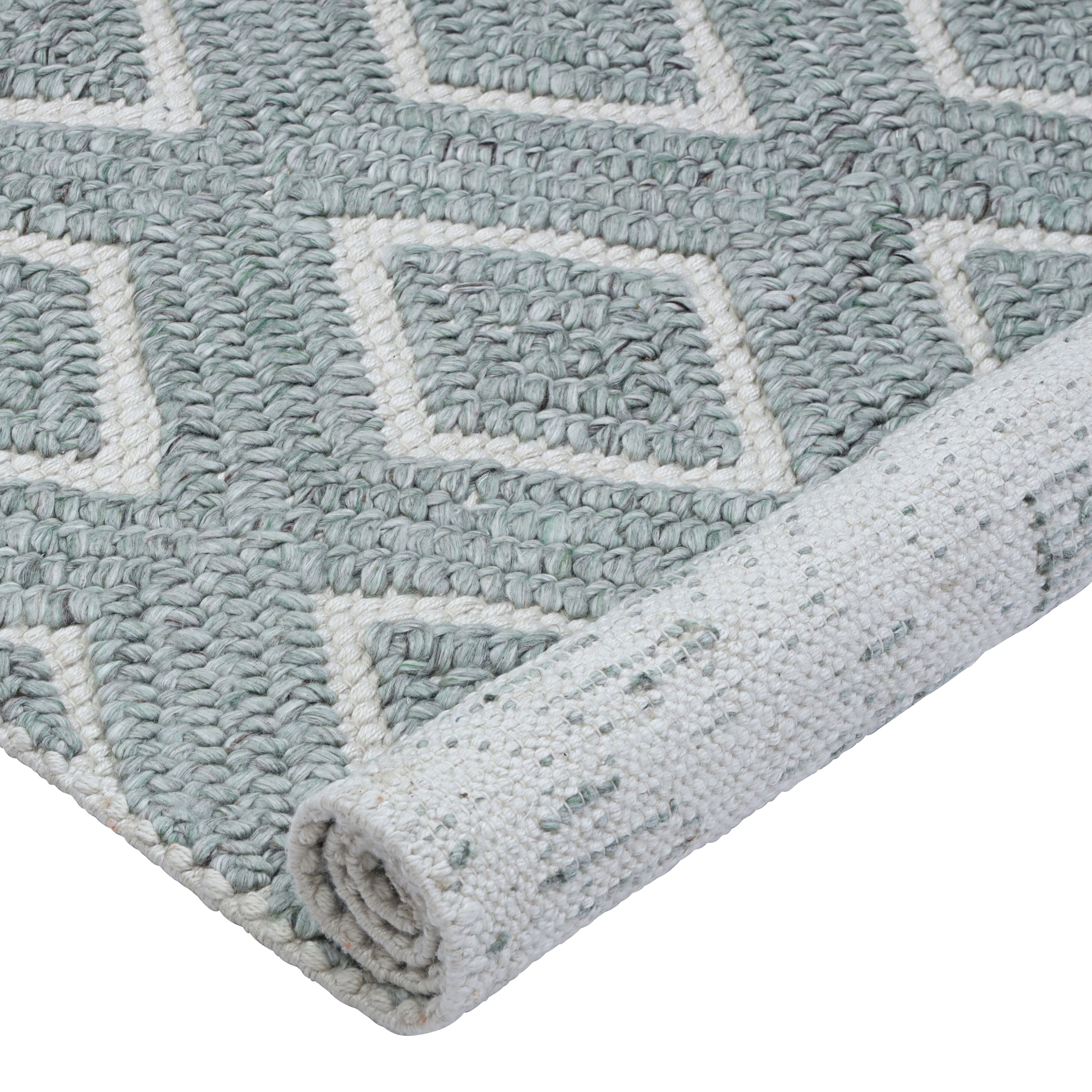 Amira Diamond Handwoven Soft Green & Cream Rug 240x150cm - Luxurious Bohemian Area Rug for Living Room, Bedroom & Nursery - Eco-Friendly & Hypoallergenic