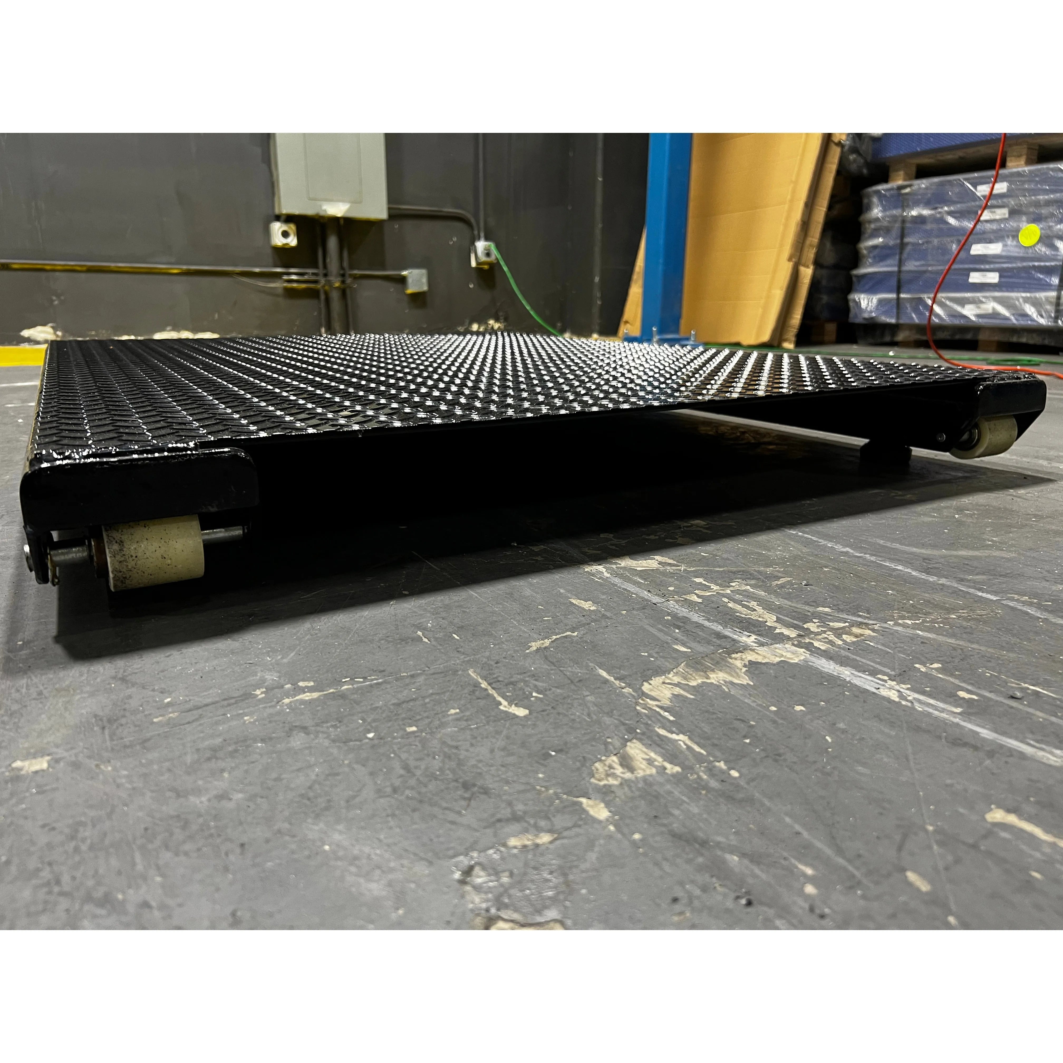 3000 lb Heavy Duty Portable Platform Scale - SL 933 UP 3k Digital Pallet Scale for Warehouse, Shipping & Industrial Use | Accurate Weighing Solution for Logistics, Manufacturing & Storage Facilities