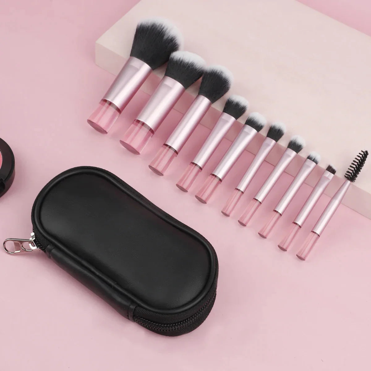 10-Piece Professional Makeup Brush Set - Soft Bristles for Foundation, Blending & Contouring - Perfect for Daily Makeup & Travel (Rose Gold)