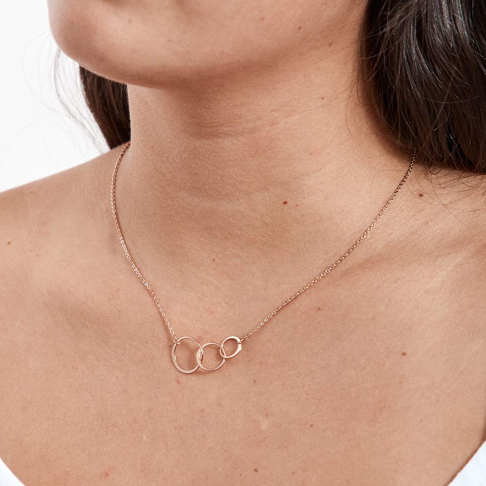 Heart Shaped Nana Necklace - Elegant Jewelry Gift for Birthday, Christmas, Mother's Day & Special Occasions | Perfect for Gifting to Grandmothers, Moms & Loved Ones