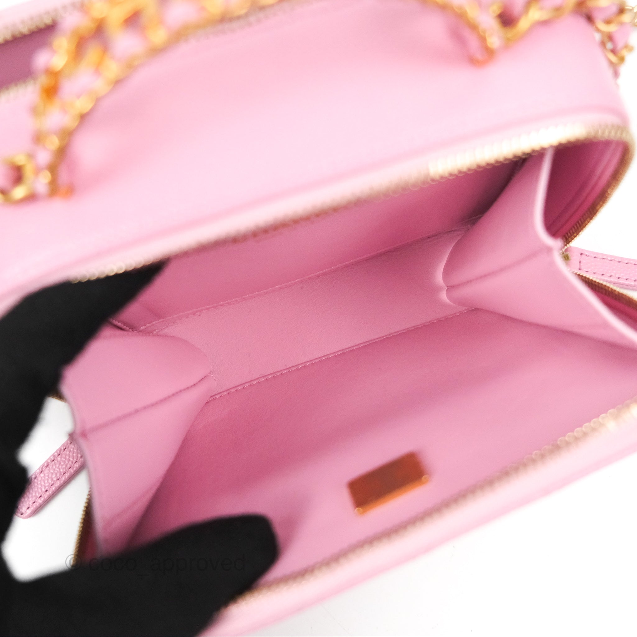 Chanel Caviar Quilted Small Vanity Case Handbag in Light Pink | Luxury Crossbody Bag for Women | Perfect for Date Night, Parties & Travel