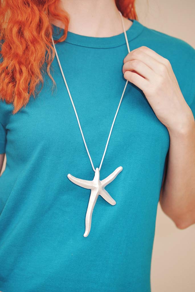 Chunky Chain Long Necklace with Silver Pendant - Elegant Women's Fashion Jewelry for Casual, Party & Evening Wear